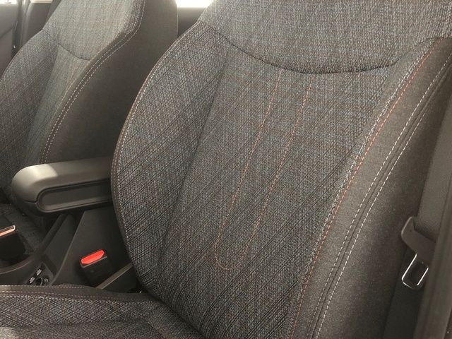 fotoG 16 del MINI MINI Cooper 5 Puertas C 115 kW (156 CV) 156cv Gasolina del 2025 en Madrid