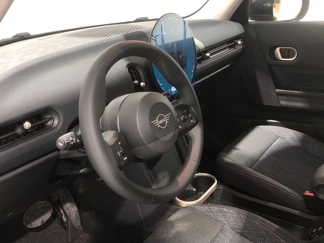 fotoG 17 del MINI MINI Cooper 5 Puertas C 115 kW (156 CV) 156cv Gasolina del 2025 en Madrid