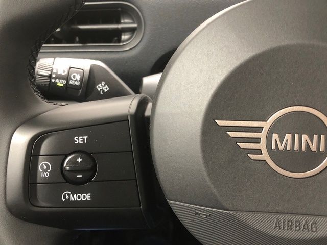 fotoG 18 del MINI MINI Cooper 5 Puertas C 115 kW (156 CV) 156cv Gasolina del 2025 en Madrid