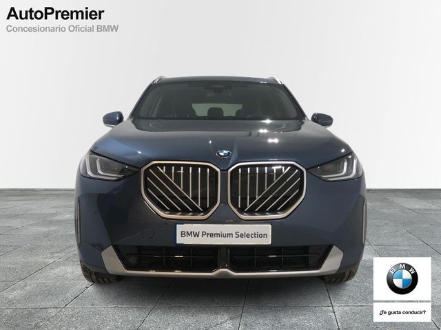 Fotos de BMW X3 xDrive20d color Rojo. Año 2025. 145KW(197CV). Diésel. En concesionario Auto Premier, S.A. - MADRID de Madrid