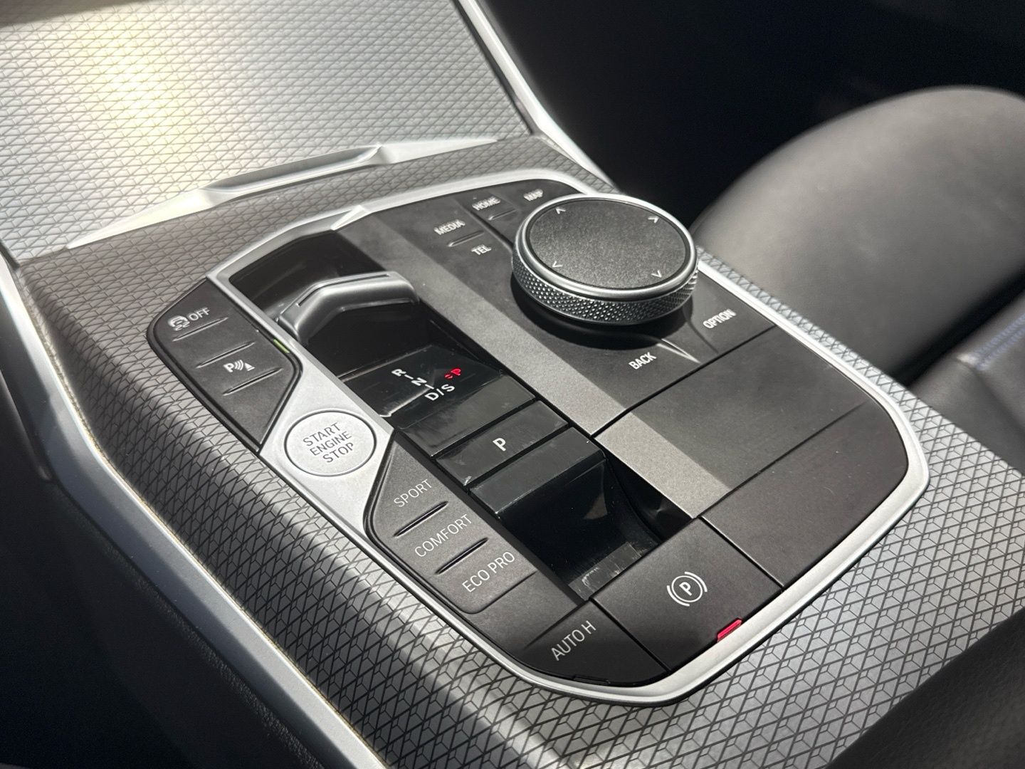 BMW Serie 3 M340i Touring color Gris. Año 2022. 275KW(374CV). Gasolina. En concesionario Auto Premier, S.A. - MADRID de Madrid