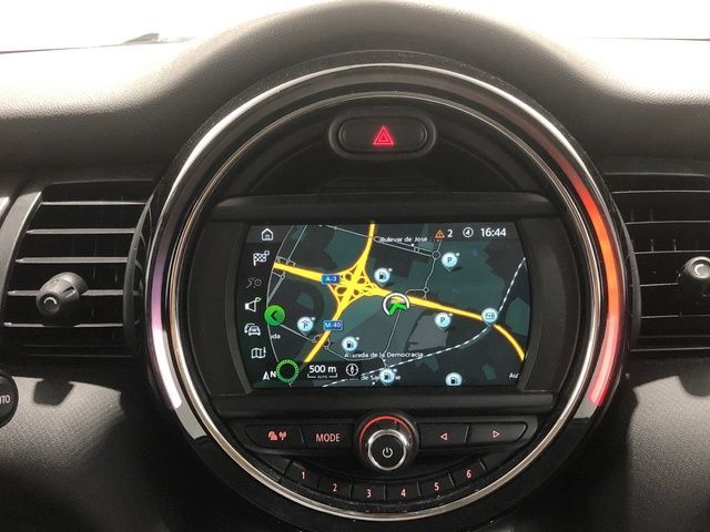 fotoG 10 del MINI MINI Cooper 5 Puertas 100 kW (136 CV) 136cv Gasolina del 2020 en Madrid