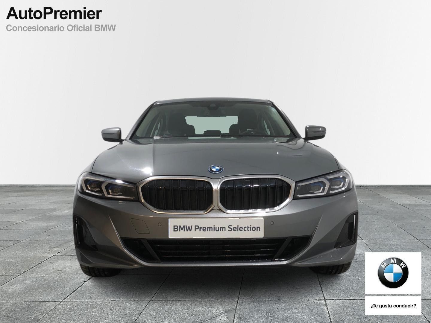 Fotos de BMW Serie 3 320e color Gris. Año 2024. 150KW(204CV). Híbrido Electro/Gasolina. En concesionario Auto Premier, S.A. - MADRID de Madrid