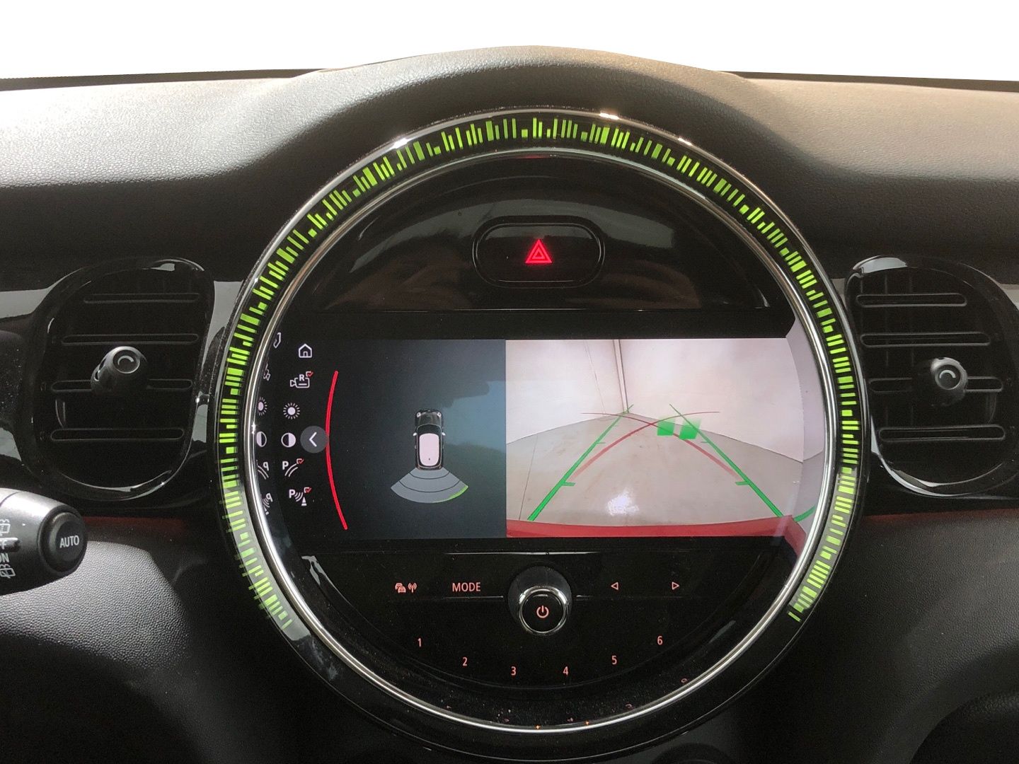 fotoG 11 del MINI MINI Cooper SE 135 kW (184 CV) 184cv Eléctrico del 2022 en Madrid