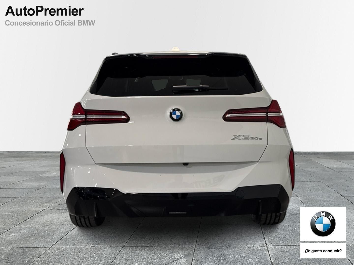 BMW X3 xDrive30e color Blanco. Año 2026. 220KW(299CV). Híbrido Electro/Gasolina. En concesionario Auto Premier, S.A. - MADRID de Madrid