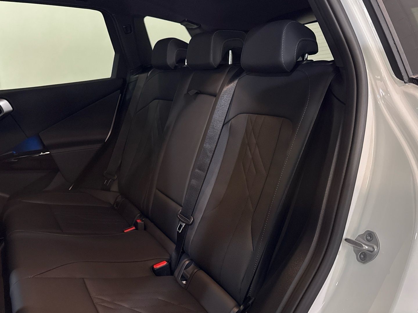 BMW X3 xDrive30e color Blanco. Año 2026. 220KW(299CV). Híbrido Electro/Gasolina. En concesionario Auto Premier, S.A. - MADRID de Madrid