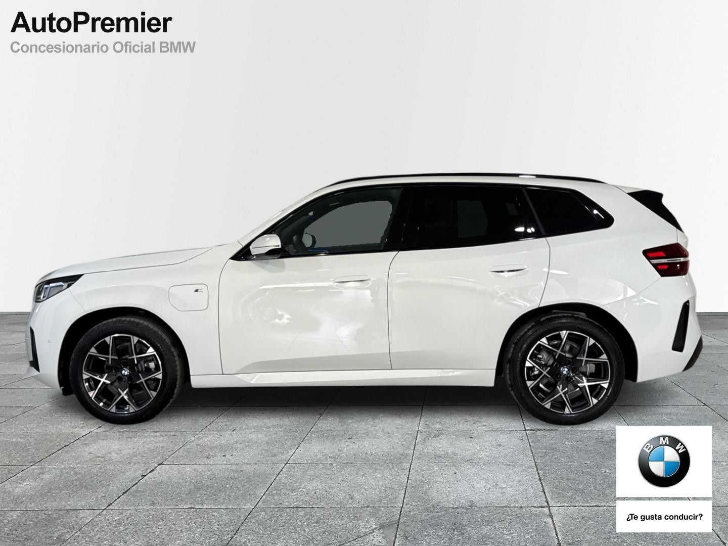 Fotos de BMW X3 xDrive30e color Blanco. Año 2026. 220KW(299CV). Híbrido Electro/Gasolina. En concesionario Auto Premier, S.A. - MADRID de Madrid
