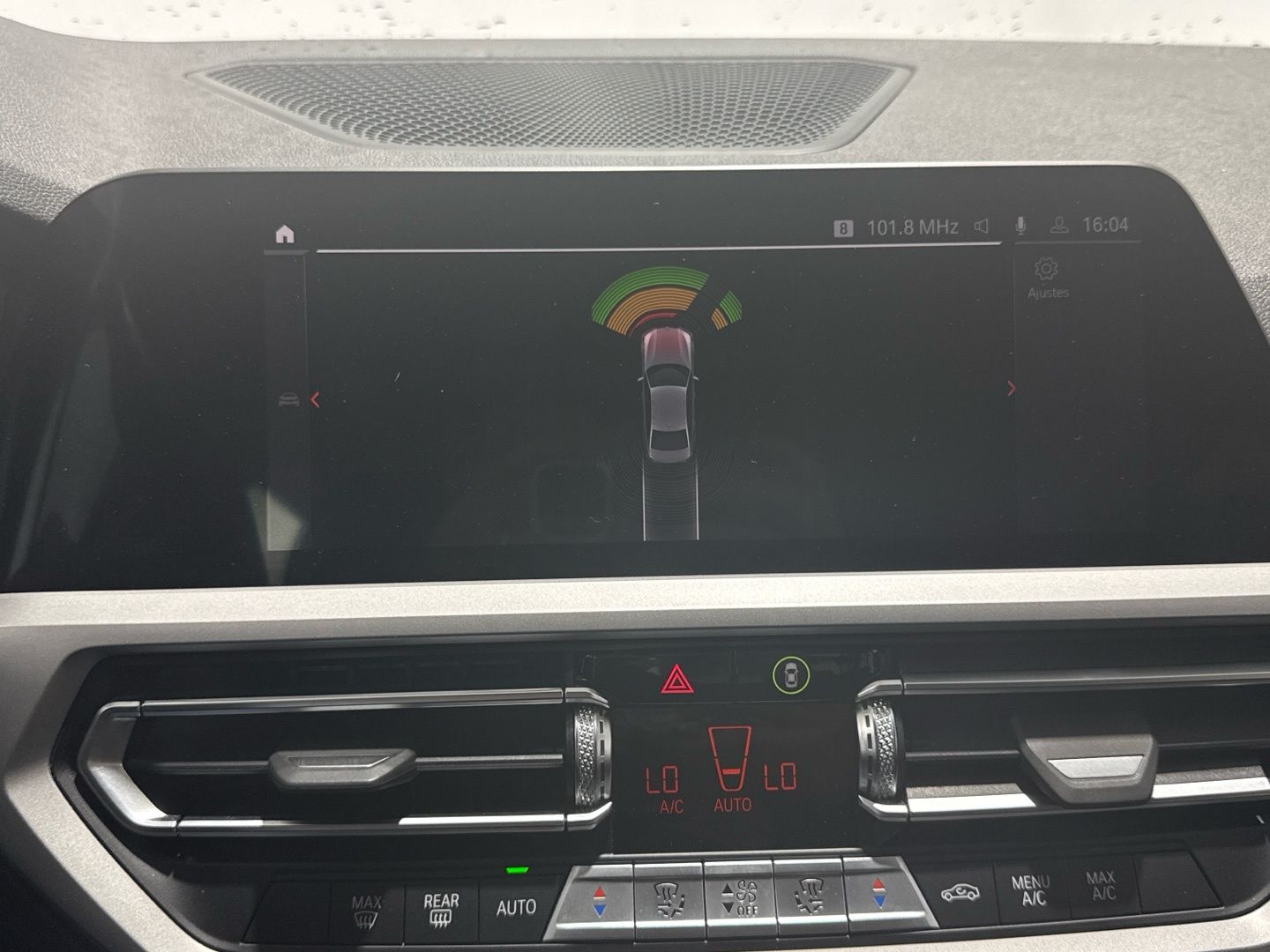 BMW Serie 3 318d color Negro. Año 2022. 110KW(150CV). Diésel. En concesionario Auto Premier, S.A. - MADRID de Madrid