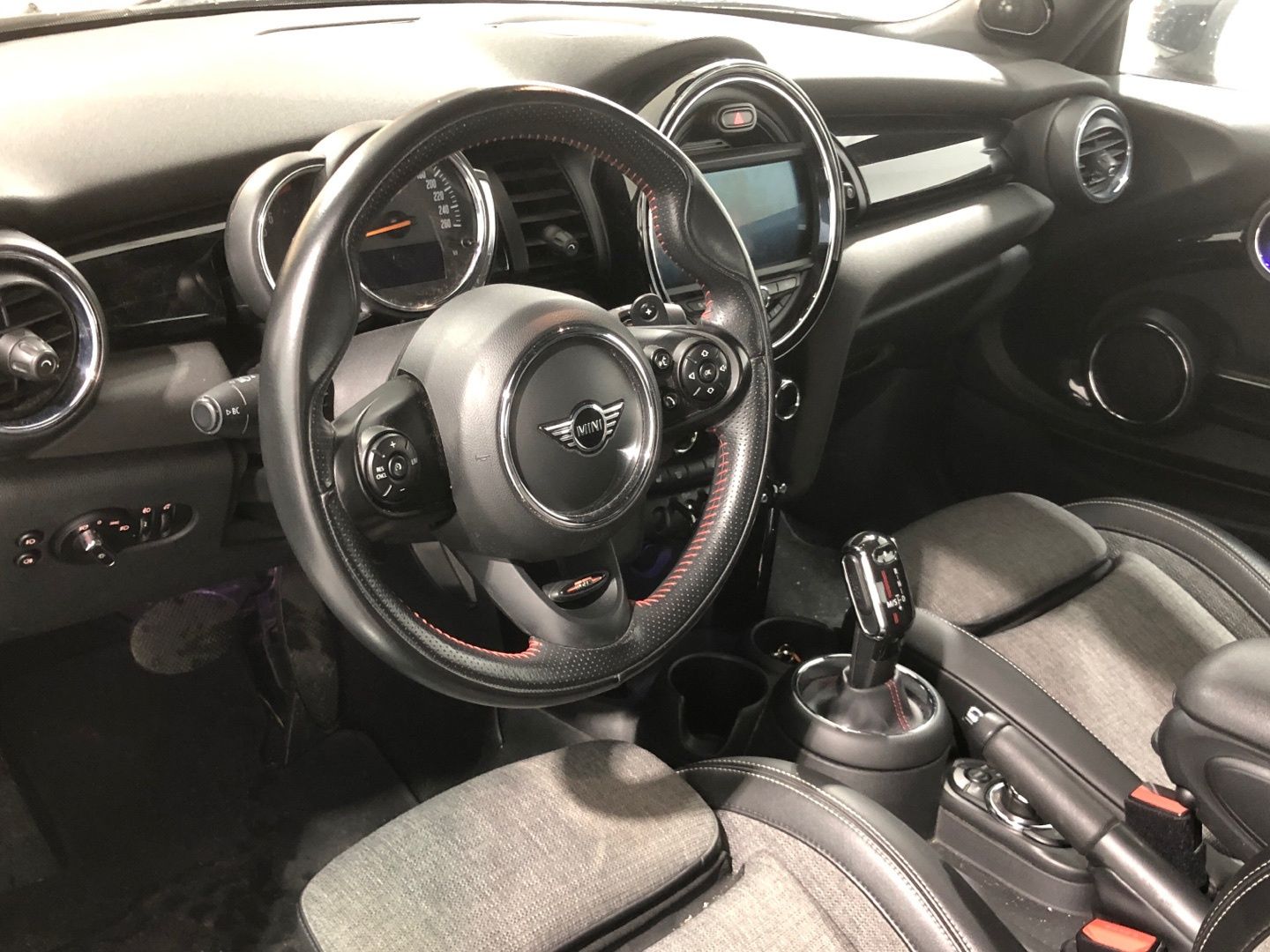 fotoG 15 del MINI MINI Cabrio Cooper S 141 kW (192 CV) 192cv Gasolina del 2020 en Madrid