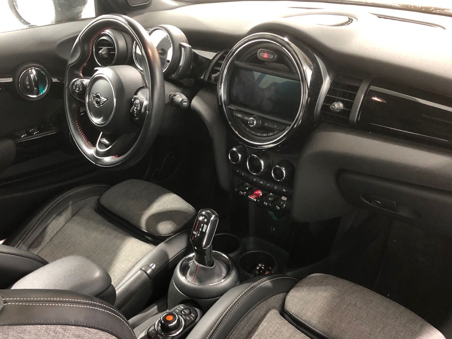 fotoG 7 del MINI MINI Cabrio Cooper S 141 kW (192 CV) 192cv Gasolina del 2020 en Madrid