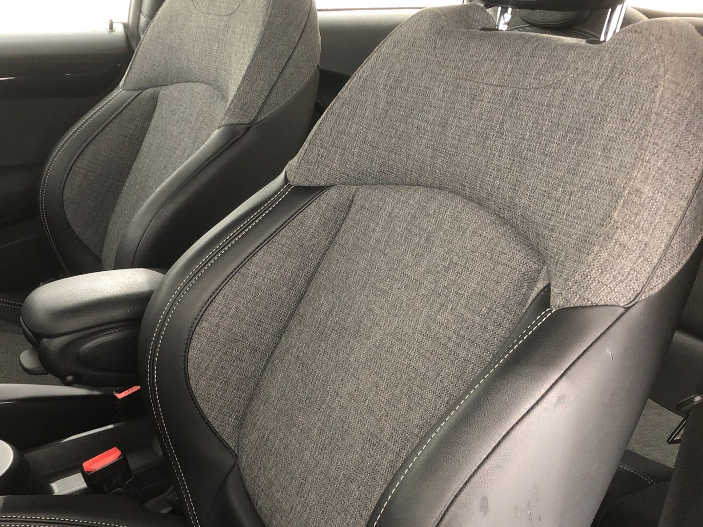 fotoG 13 del MINI MINI Cooper SE 135 kW (184 CV) 184cv Eléctrico del 2020 en Madrid