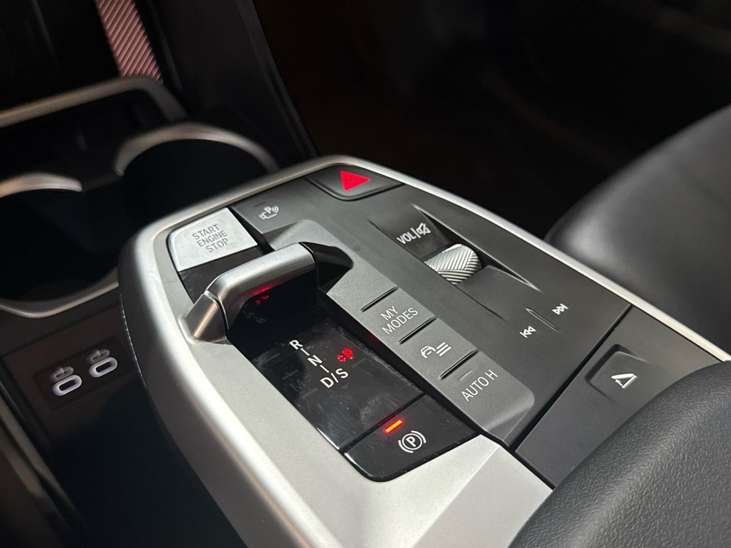 BMW X2 sDrive20d color Gris. Año 2025. 120KW(163CV). Diésel. En concesionario Auto Premier, S.A. - MADRID de Madrid