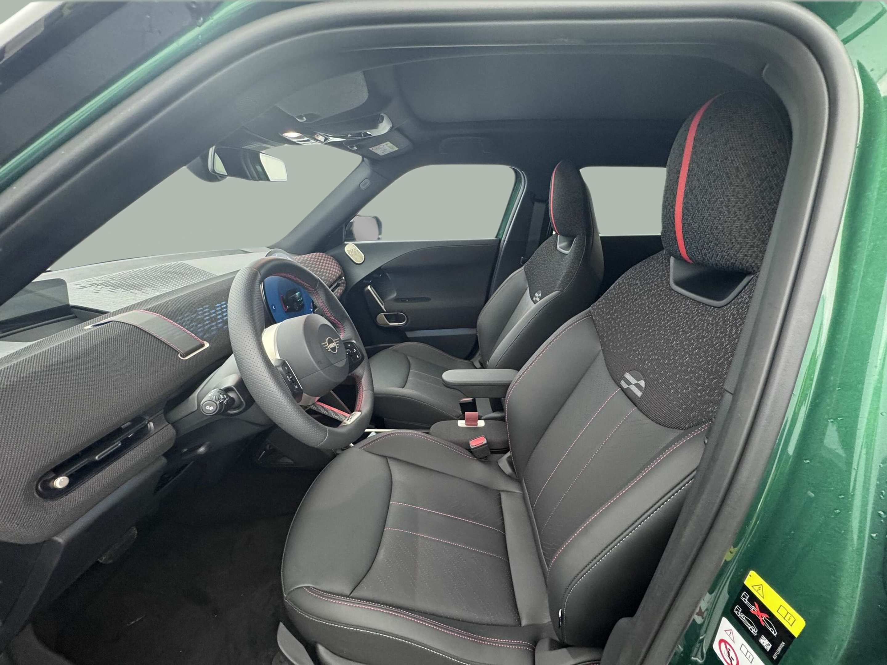 fotoG 18 del MINI MINI Aceman John Cooper Works E 190 kW (258 CV) 258cv Elétrico del 2025