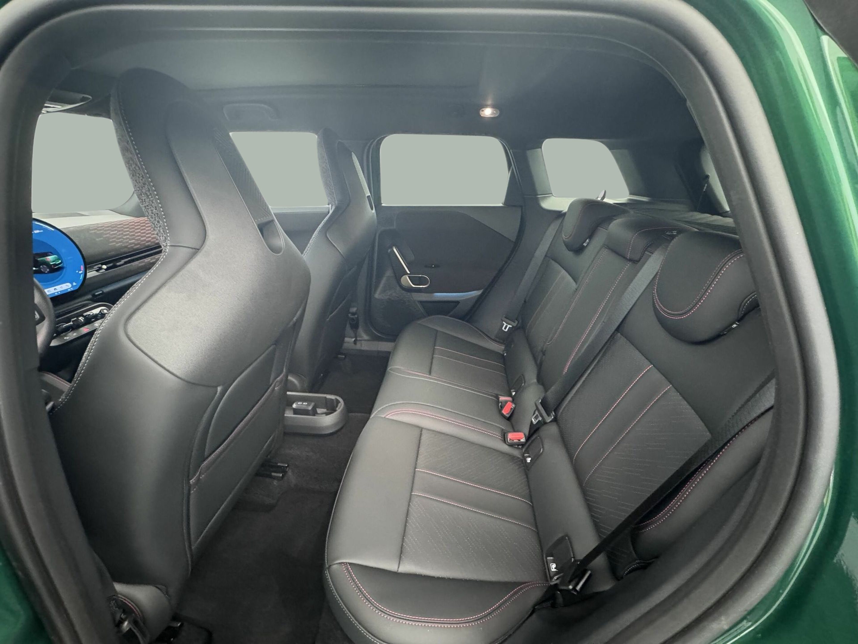 fotoG 8 del MINI MINI Aceman John Cooper Works E 190 kW (258 CV) 258cv Elétrico del 2025