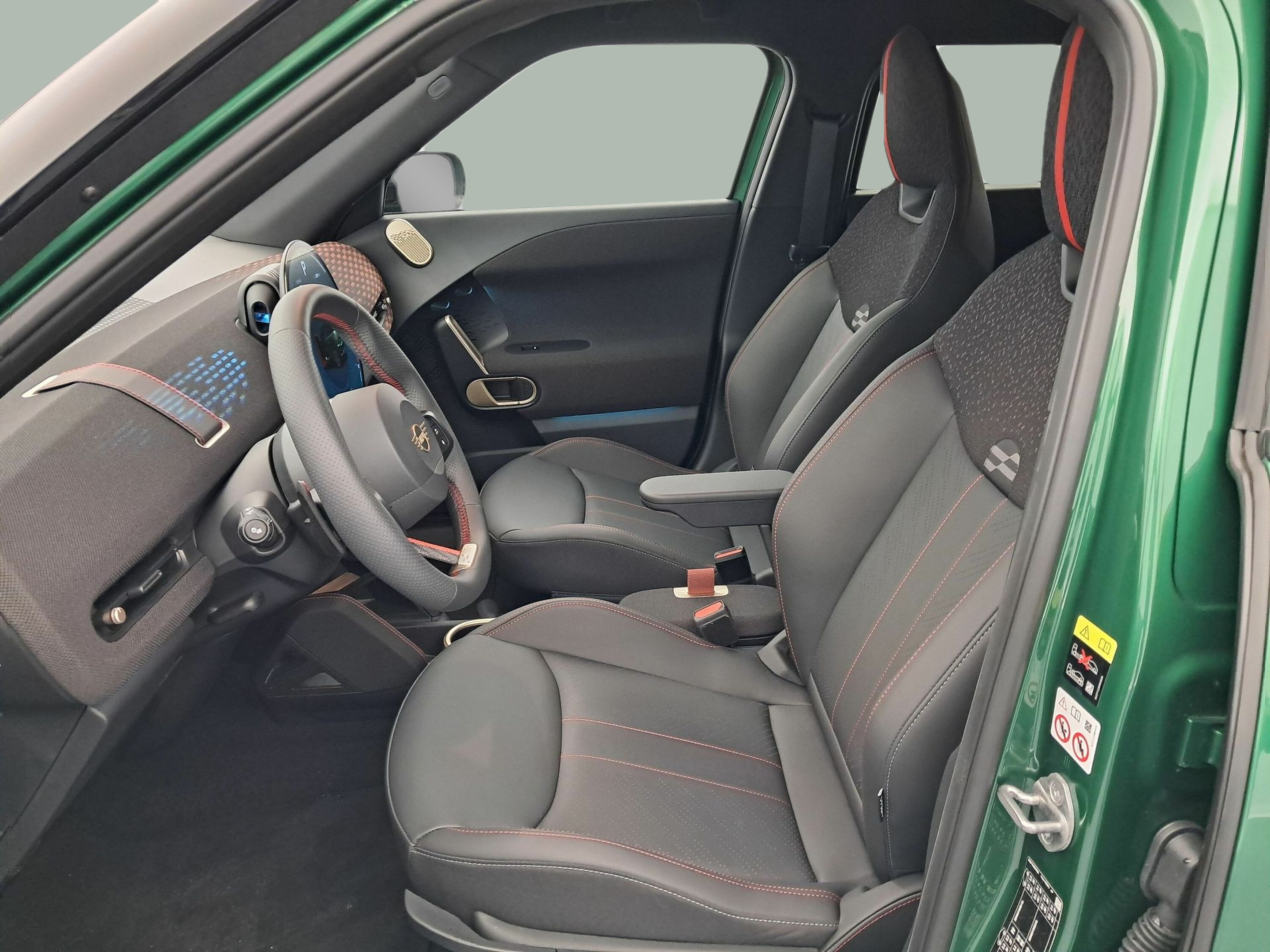 fotoG 20 del MINI MINI Aceman John Cooper Works E 190 kW (258 CV) 258cv Elétrico del 2025