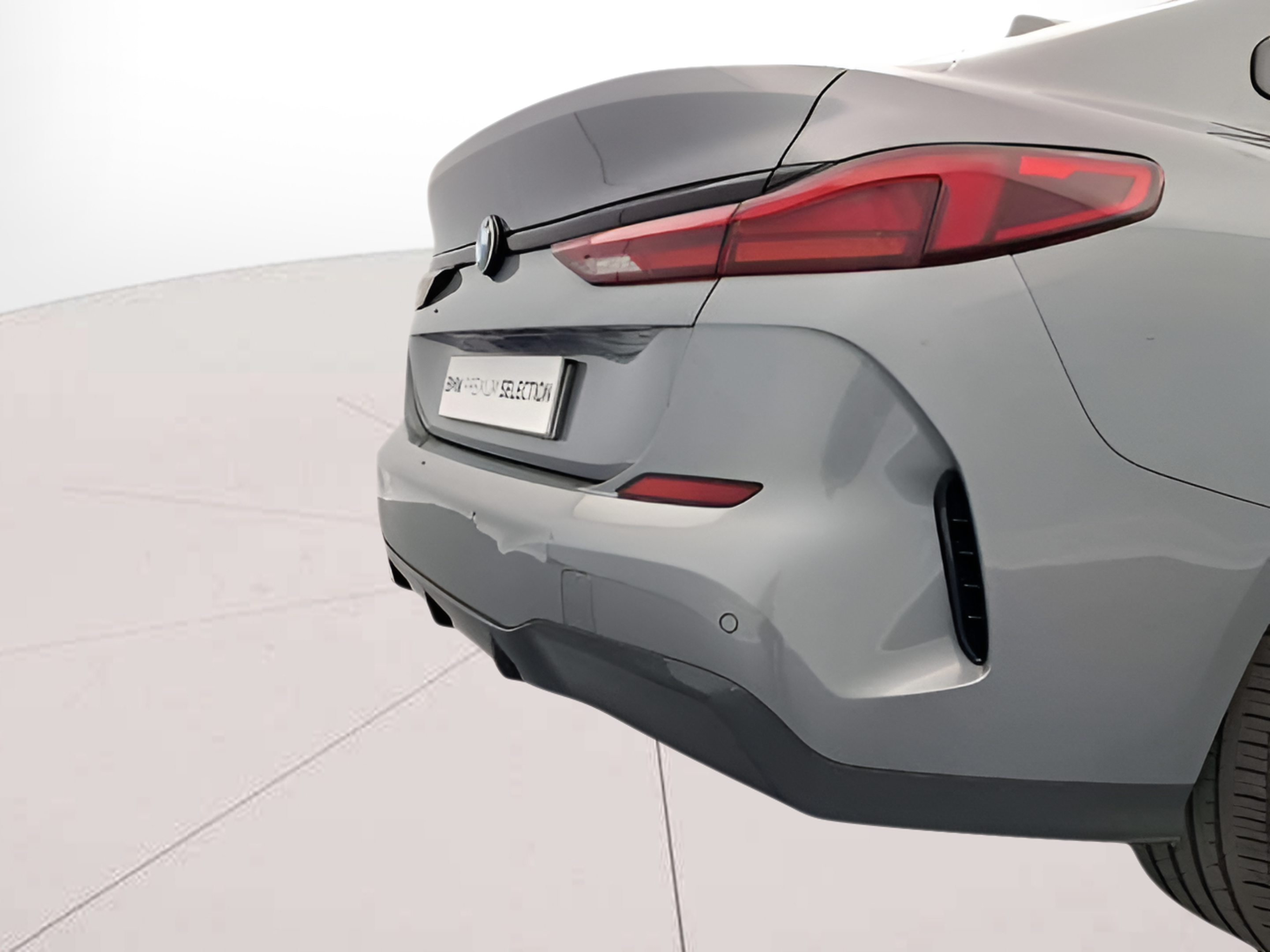 BMW Série 2 216d Gran Coupe color Gris. Ano 2024. 85KW(116CV). Diesel.