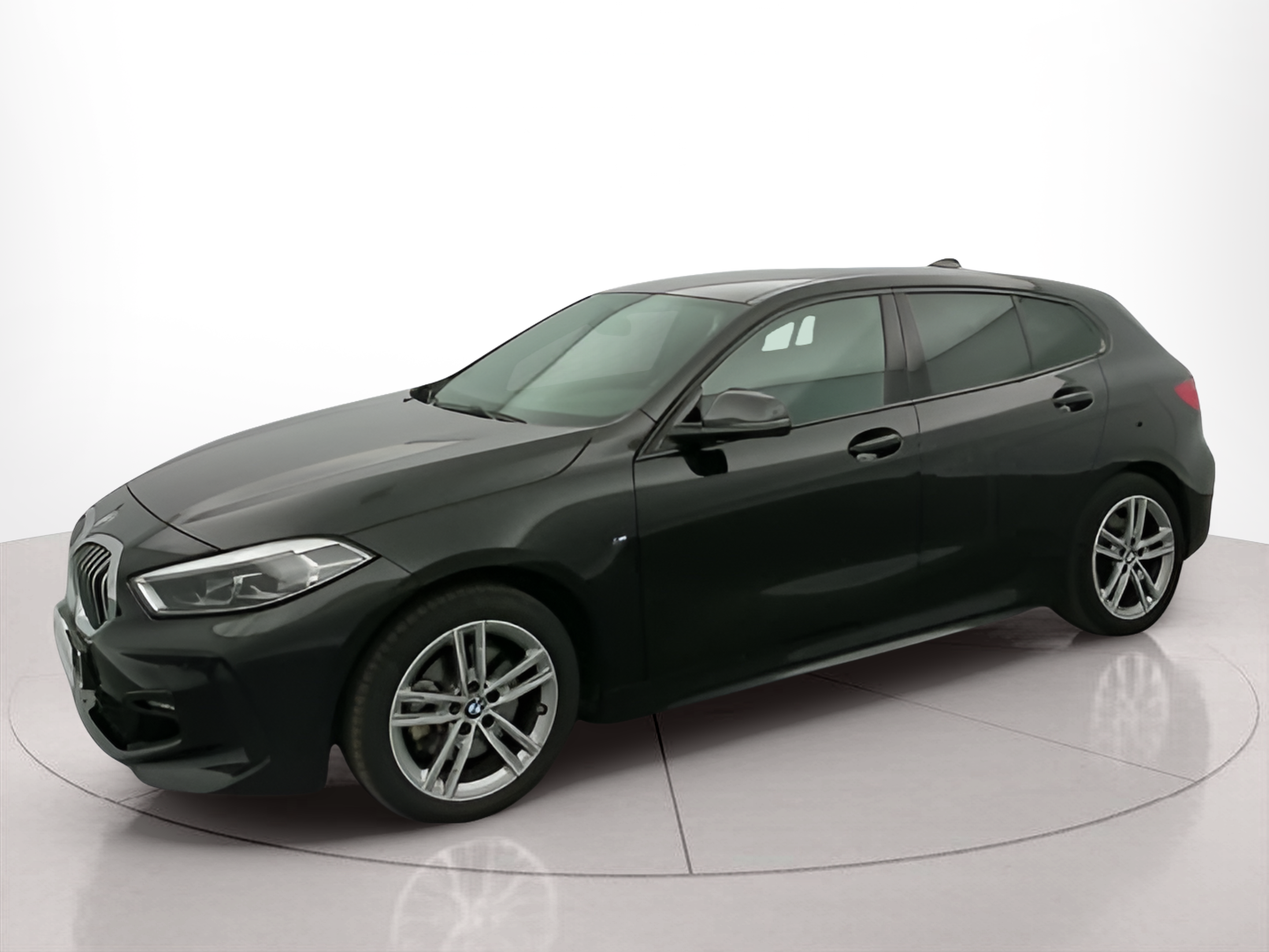 BMW Série 1 116d color Negro. Ano 2024. 85KW(116CV). Diesel. 