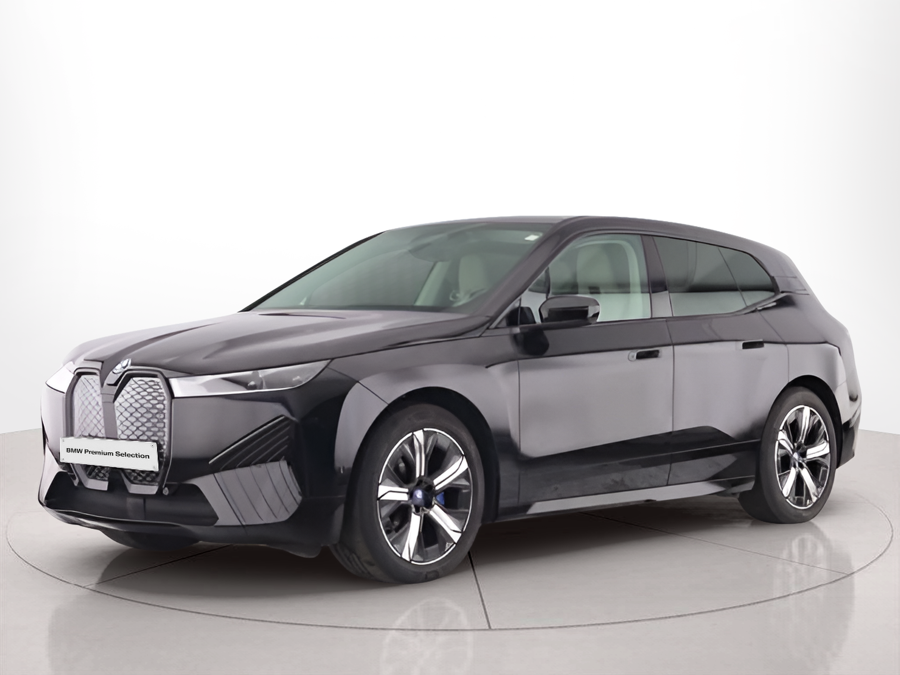 BMW iX xDrive40 color Negro. Ano 2024. 240KW(326CV). Elétrico. 