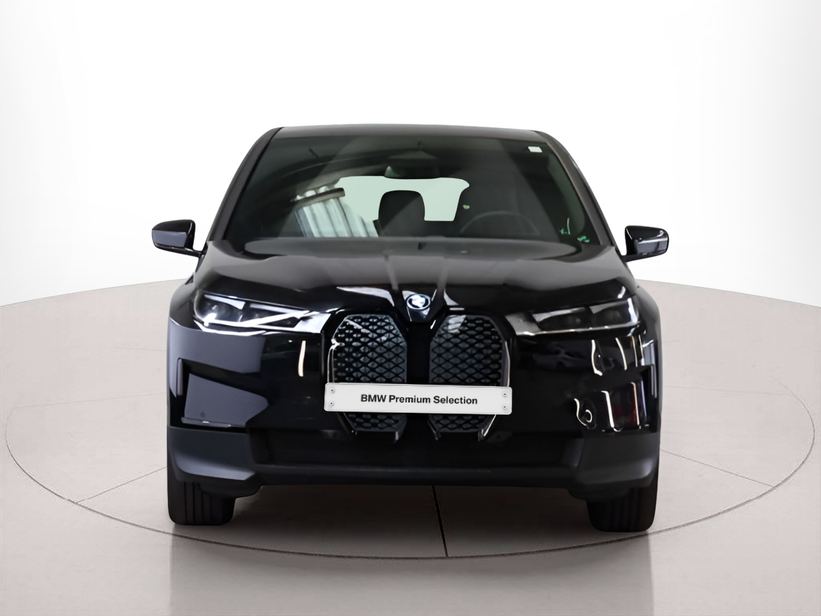 BMW iX xDrive40 color Negro. Ano 2023. 240KW(326CV). Elétrico. 