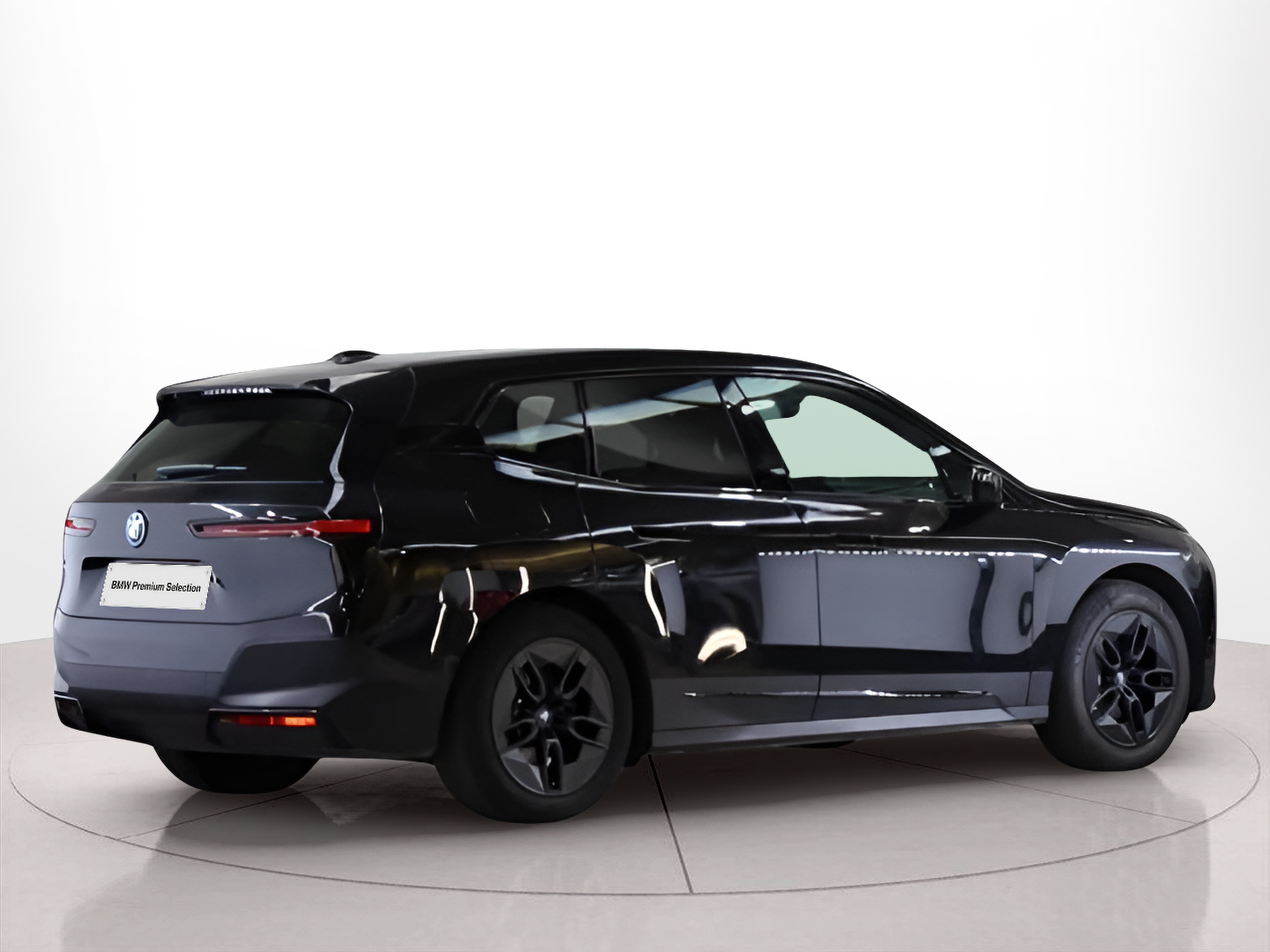 BMW iX xDrive40 color Negro. Ano 2023. 240KW(326CV). Elétrico. 