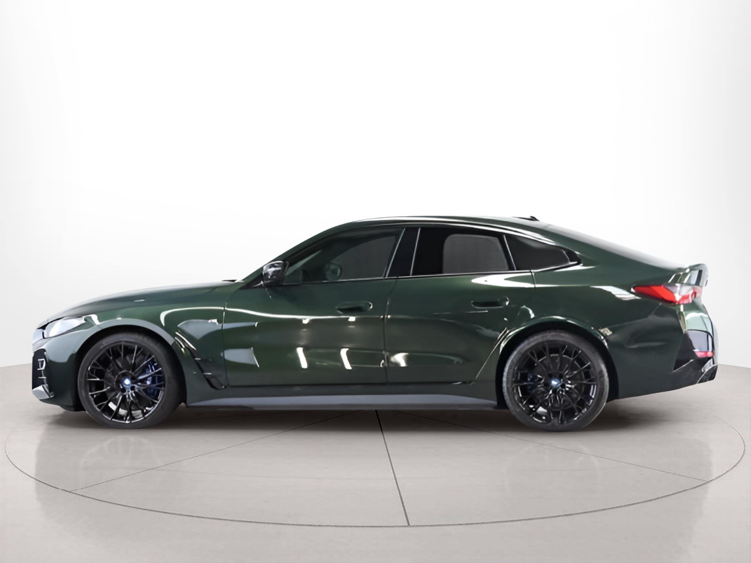 BMW i4 i4 M50 color Verde. Ano 2023. 400KW(544CV). Elétrico. 