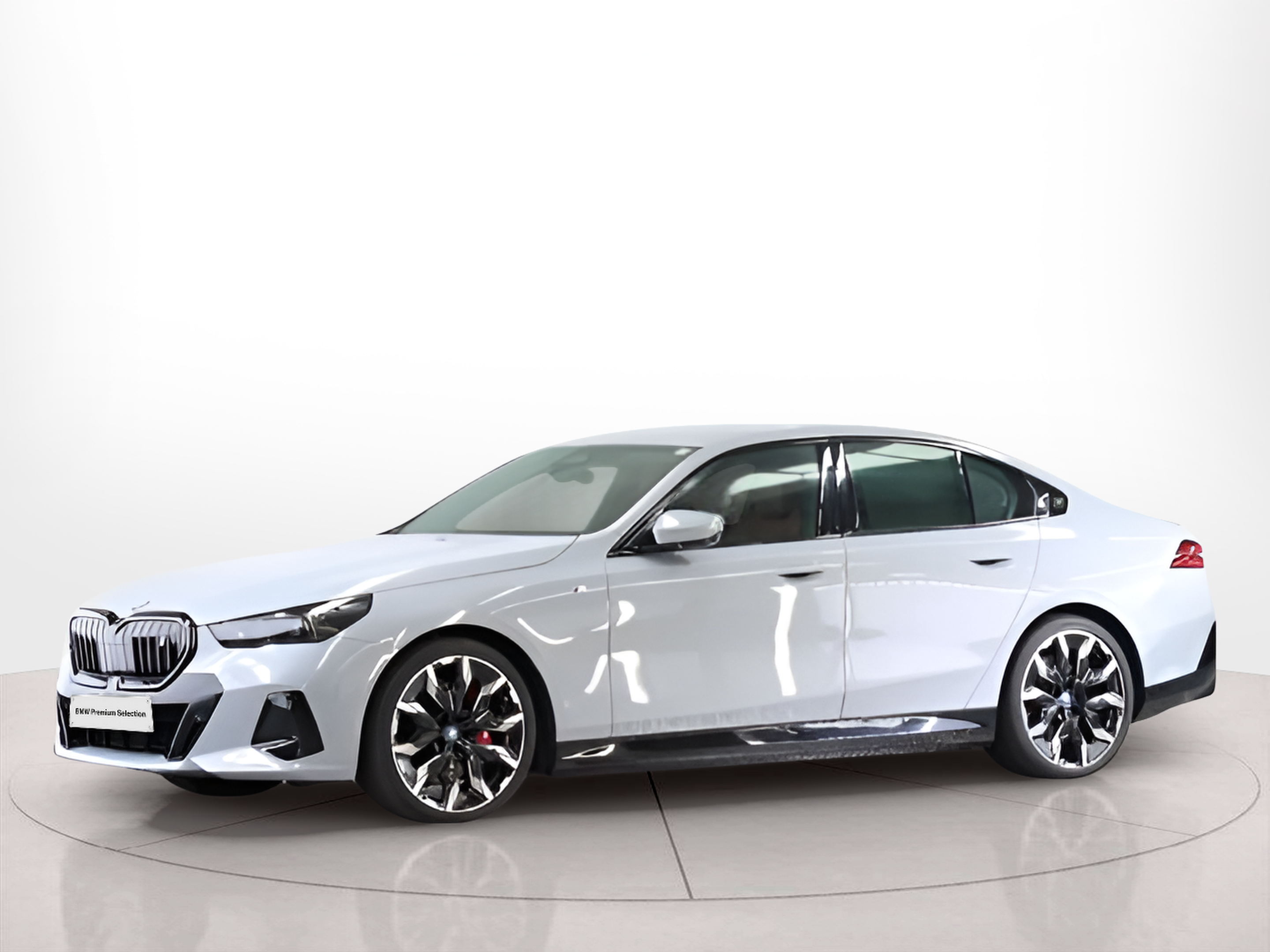 BMW i5 eDrive40 color Gris. Ano 2023. 250KW(340CV). Elétrico. 