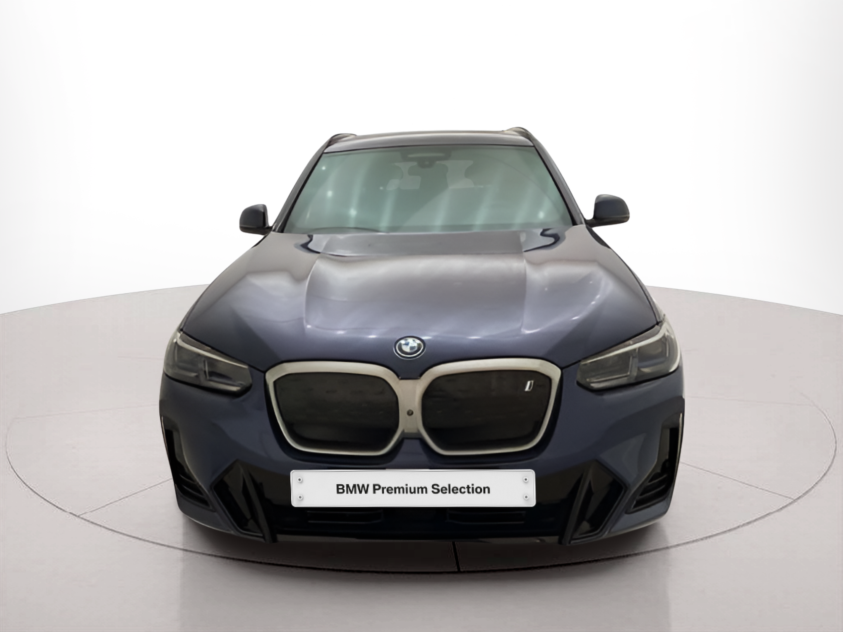 BMW iX3 iX3 80 kWh color Azul. Ano 2022. 210KW(286CV). Elétrico. 