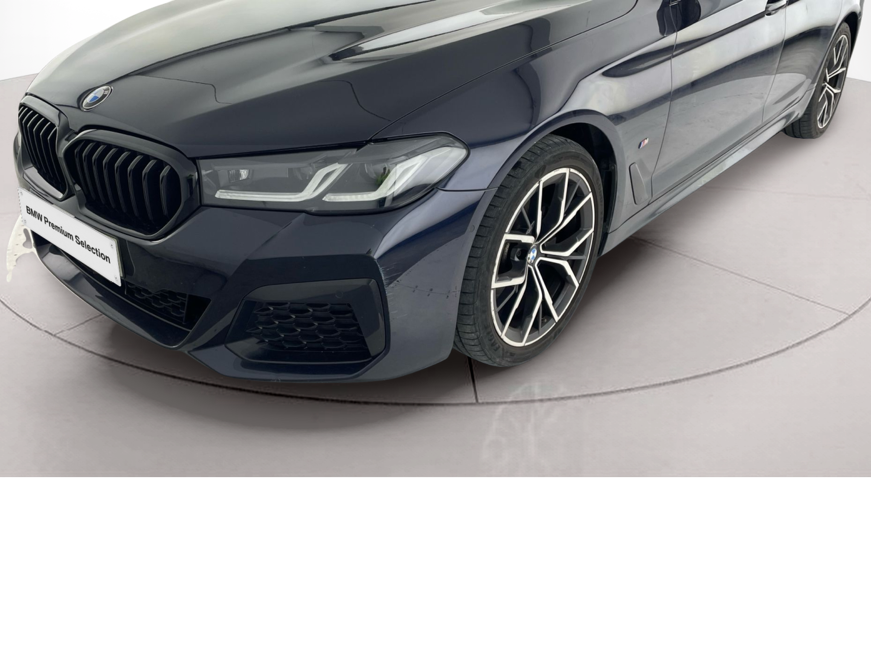 BMW Série 5 520d Touring color Negro. Año 2021. 140KW(190CV). Diesel. En concesionario BMW Group Portugal Outlet de Oeiras