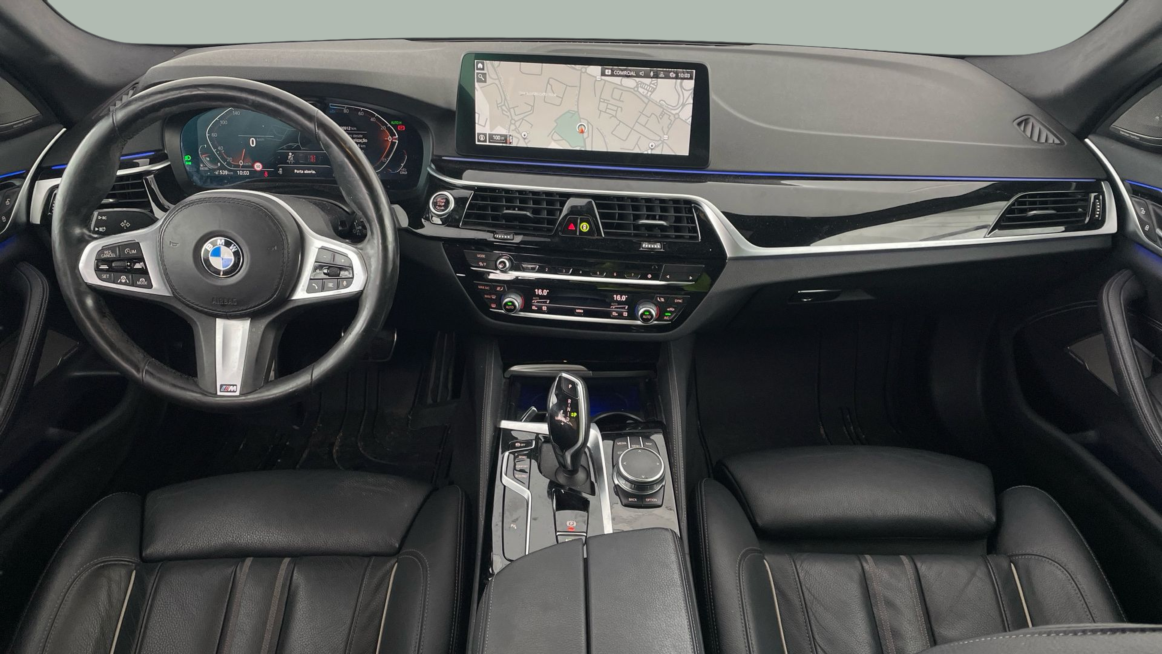 BMW Série 5 520d Touring color Negro. Año 2021. 140KW(190CV). Diesel. En concesionario BMW Group Portugal Outlet de Oeiras