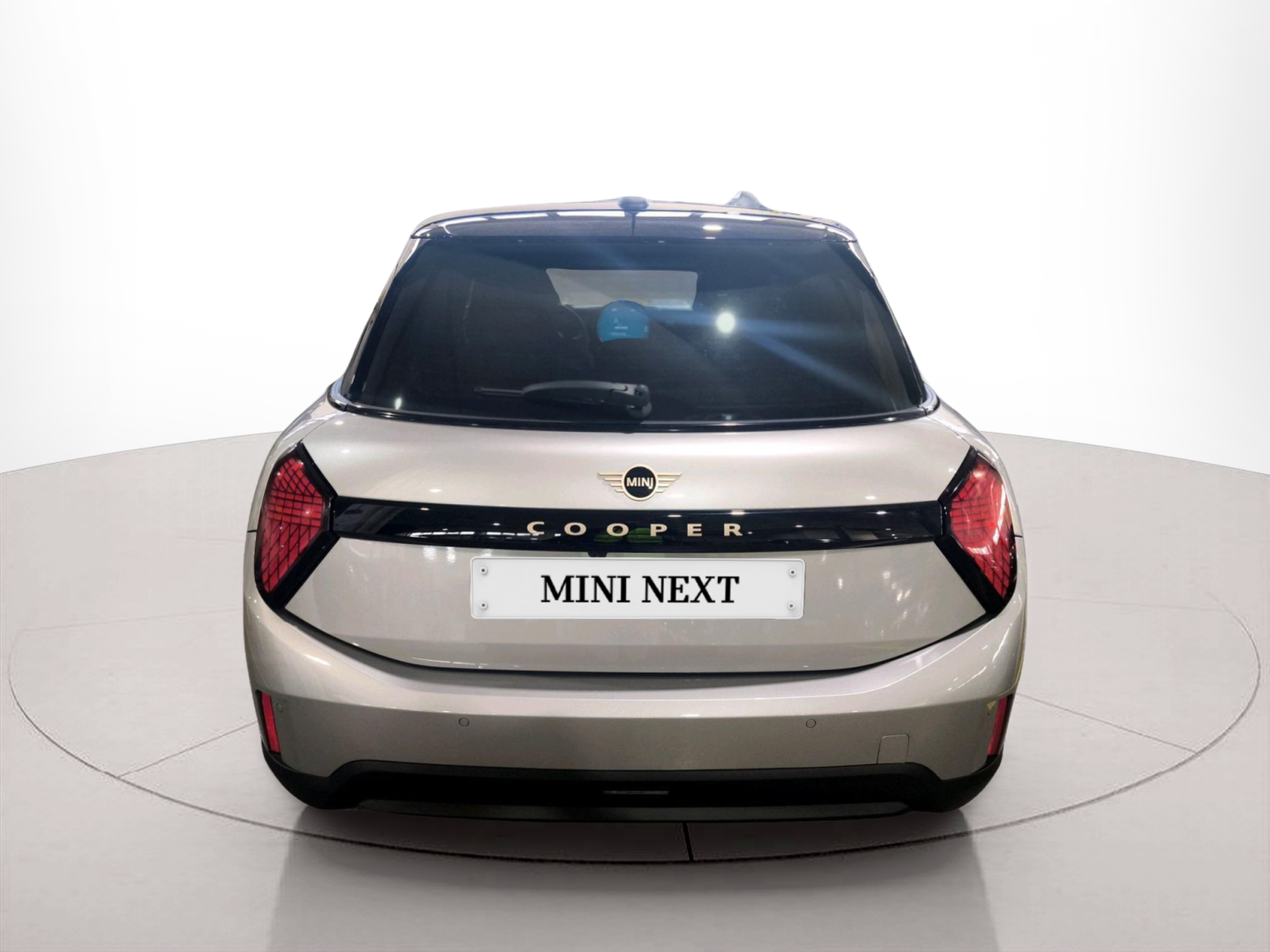 fotoG 6 del MINI MINI 5 Portas Cooper C 115 kW (156 CV) 156cv Gasolina de 2025 em Oeiras