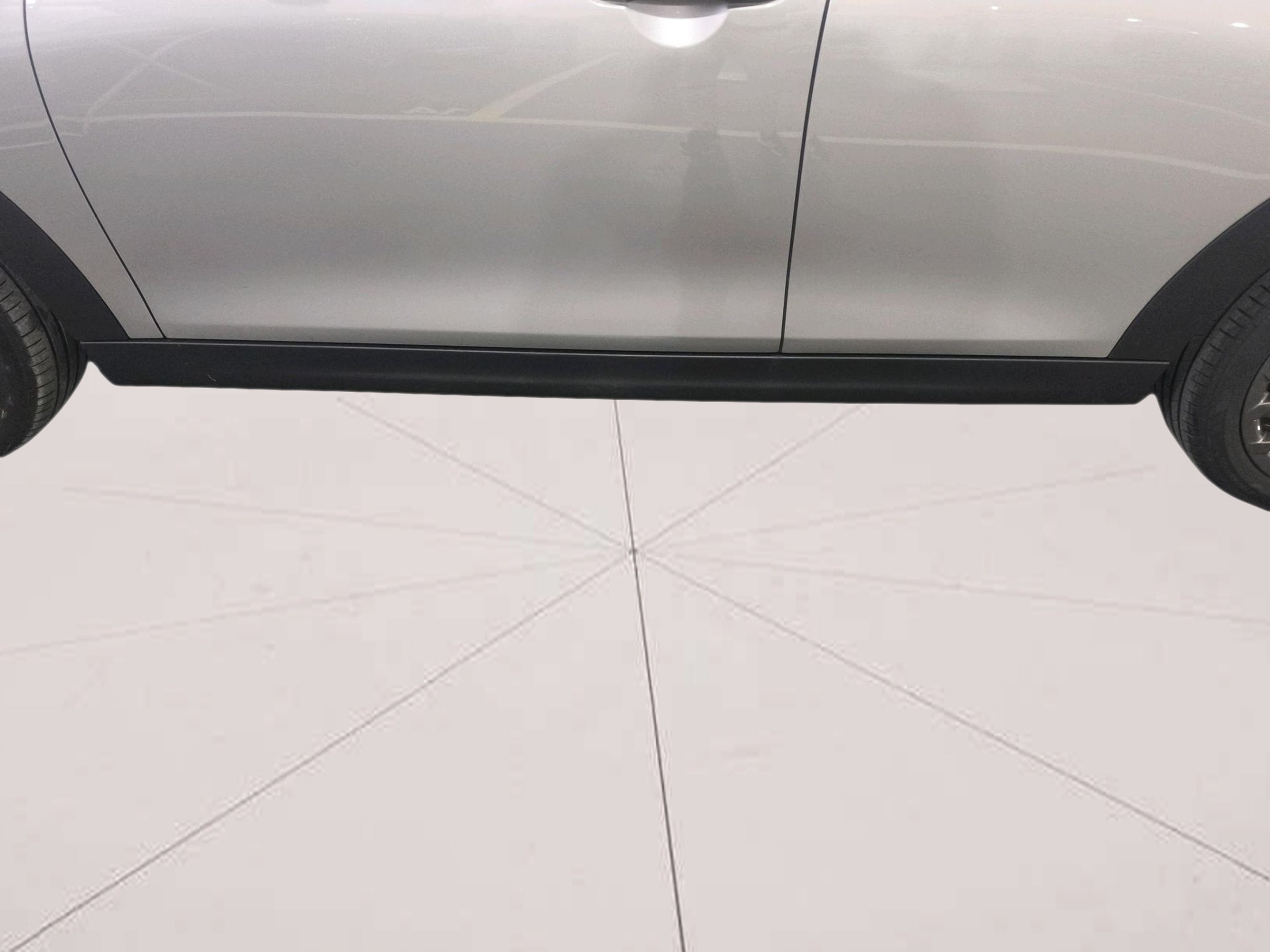 fotoG 16 del MINI MINI 5 Portas Cooper C 115 kW (156 CV) 156cv Gasolina de 2025 em Oeiras