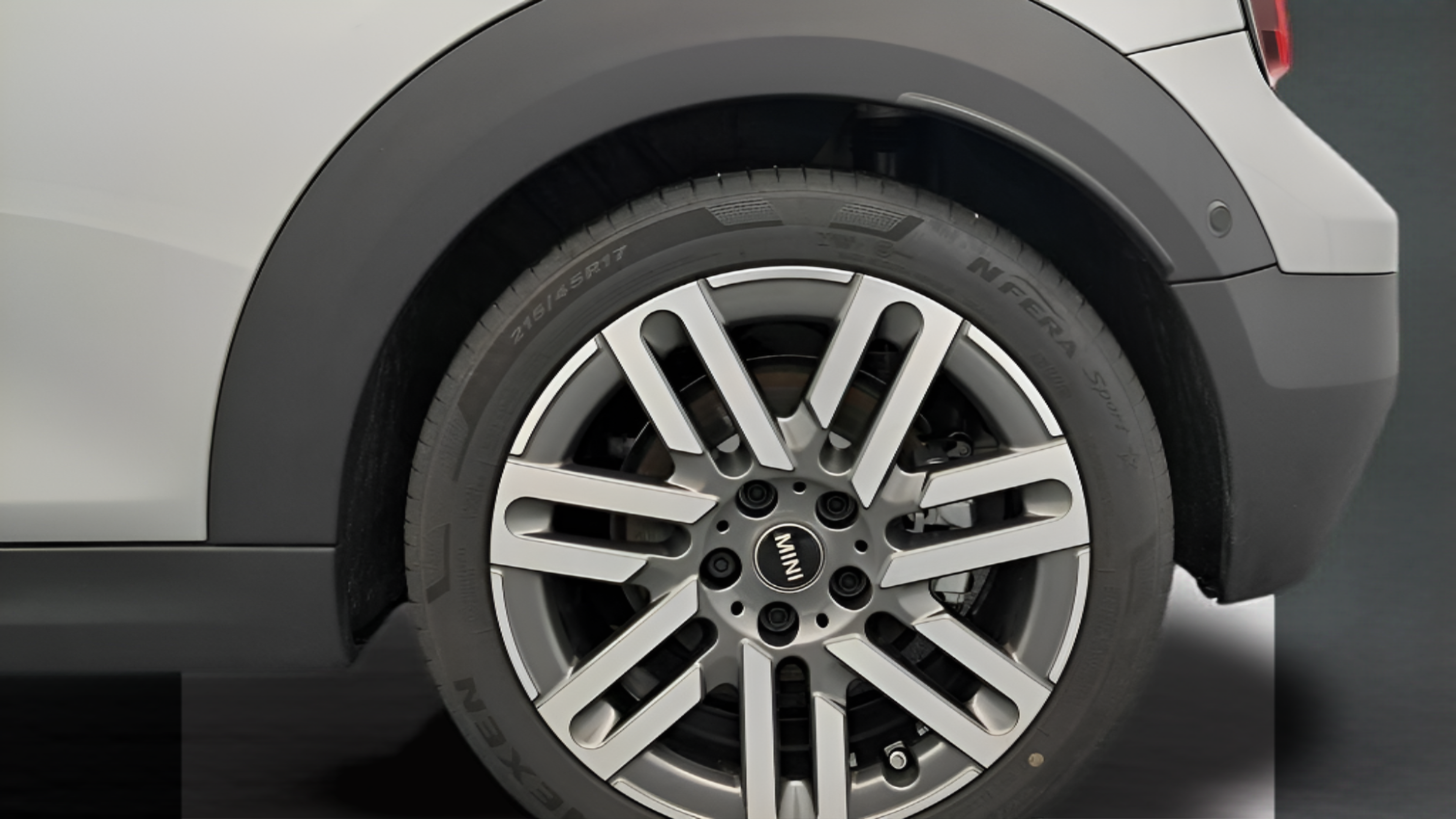 fotoG 13 del MINI MINI Cabrio Cooper 120 kW (163 CV) 163cv Gasolina de 2025 em Oeiras