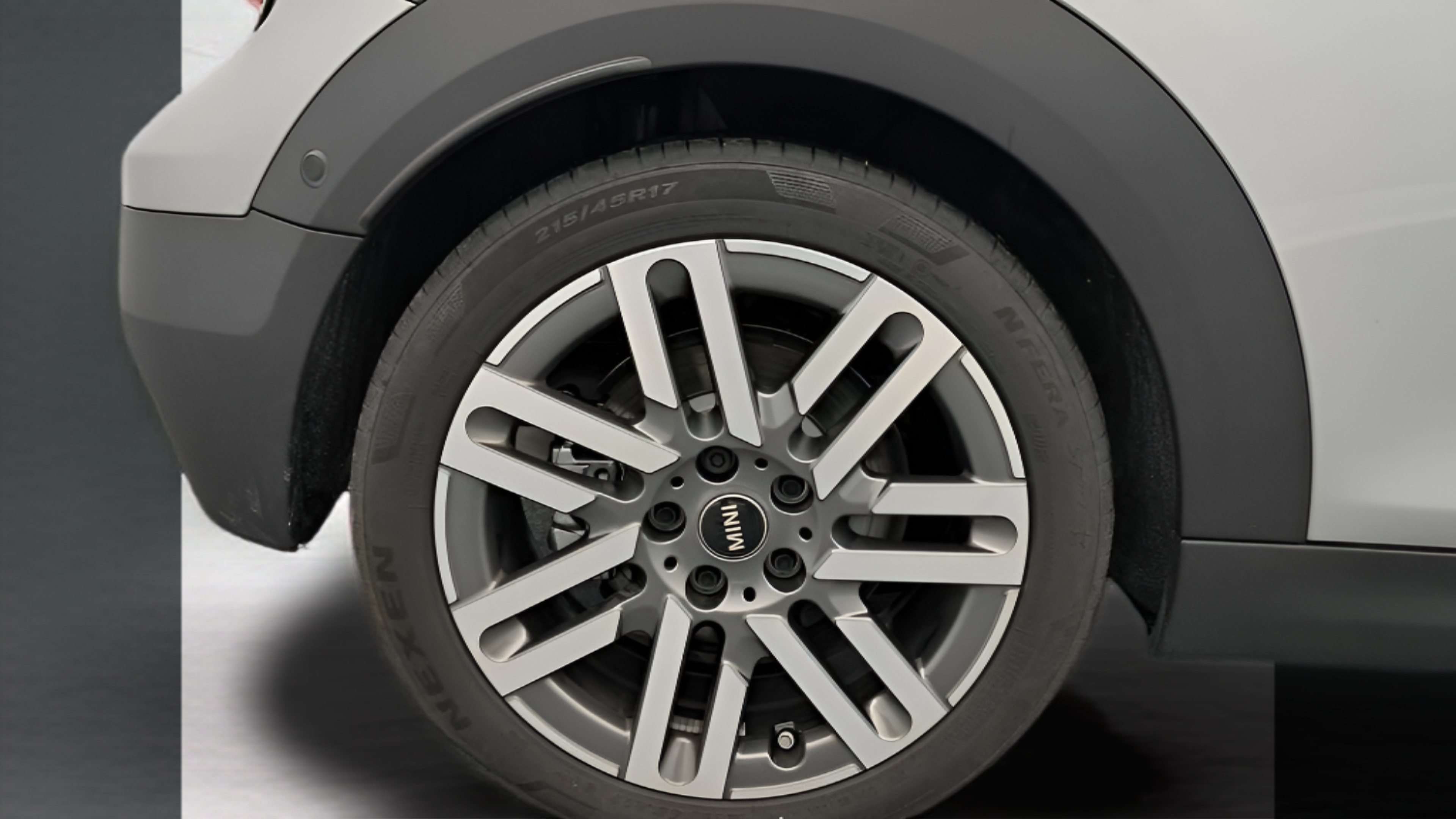 fotoG 12 del MINI MINI Cabrio Cooper 120 kW (163 CV) 163cv Gasolina de 2025 em Oeiras