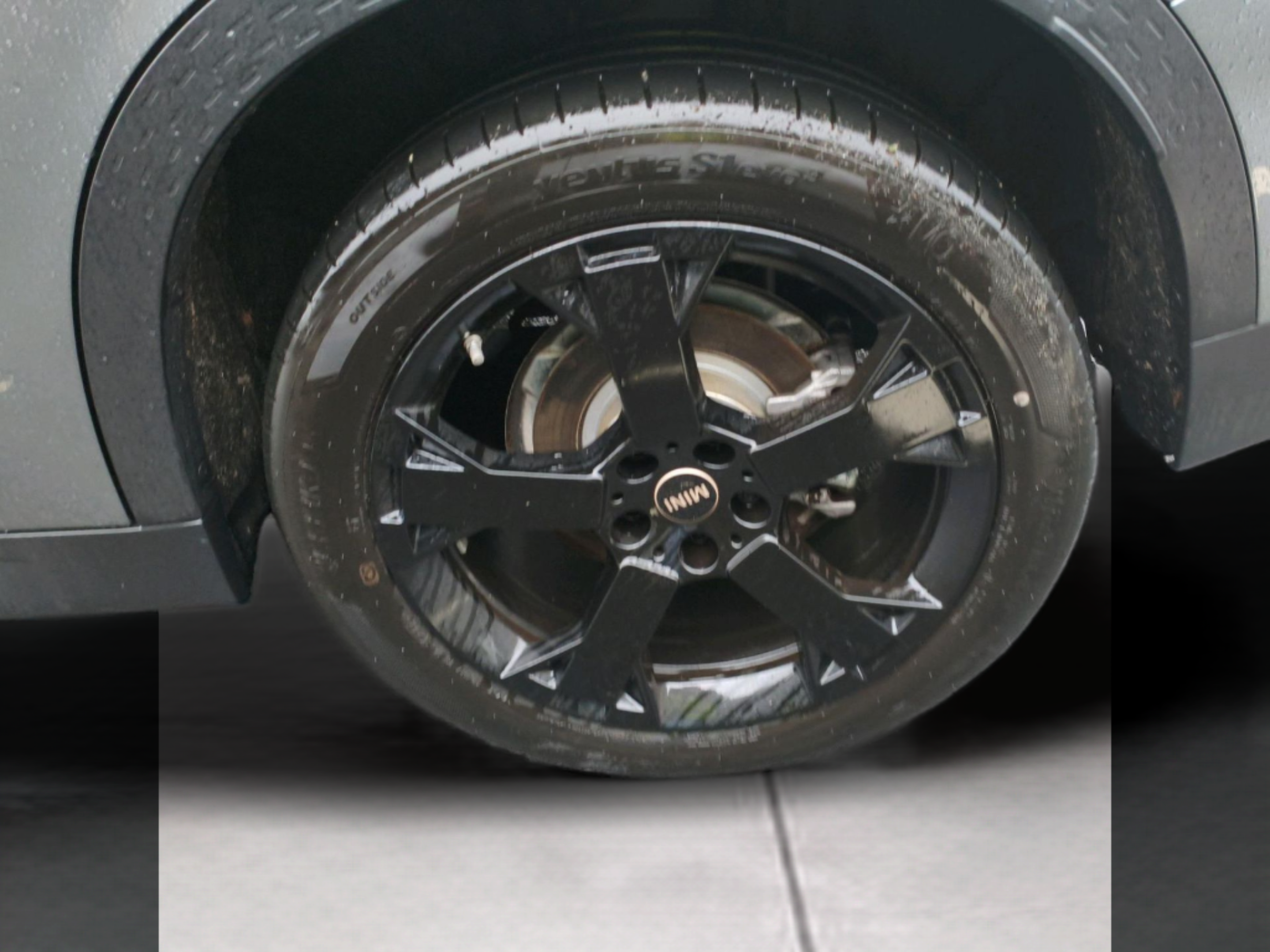 fotoG 13 del MINI MINI Countryman C 125 kW (170 CV) 170cv Gasolina de 2025 em Oeiras