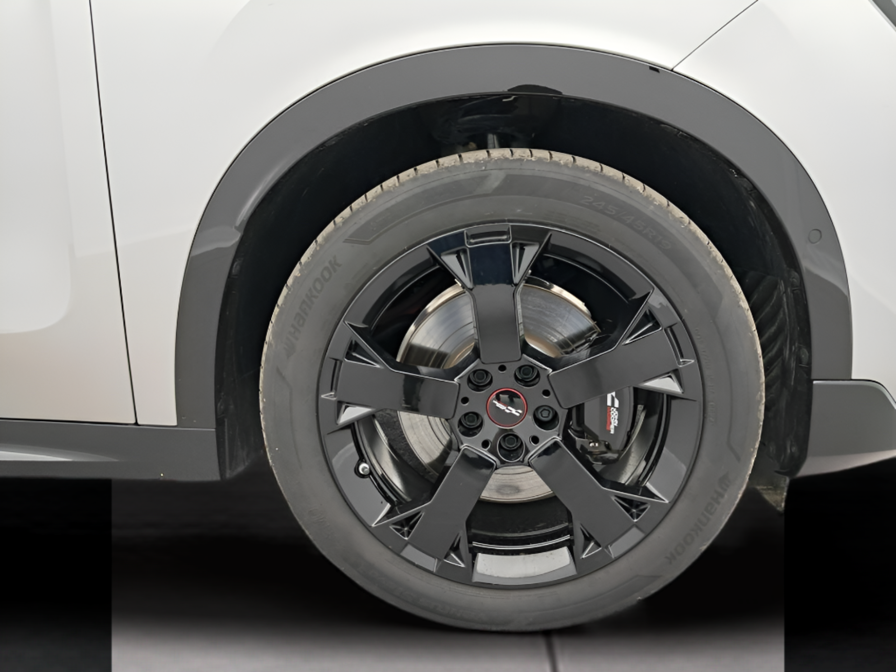 fotoG 13 del MINI MINI Countryman SE ALL4 	230 kW (313 CV) 313cv Elétrico de 2024 em Oeiras