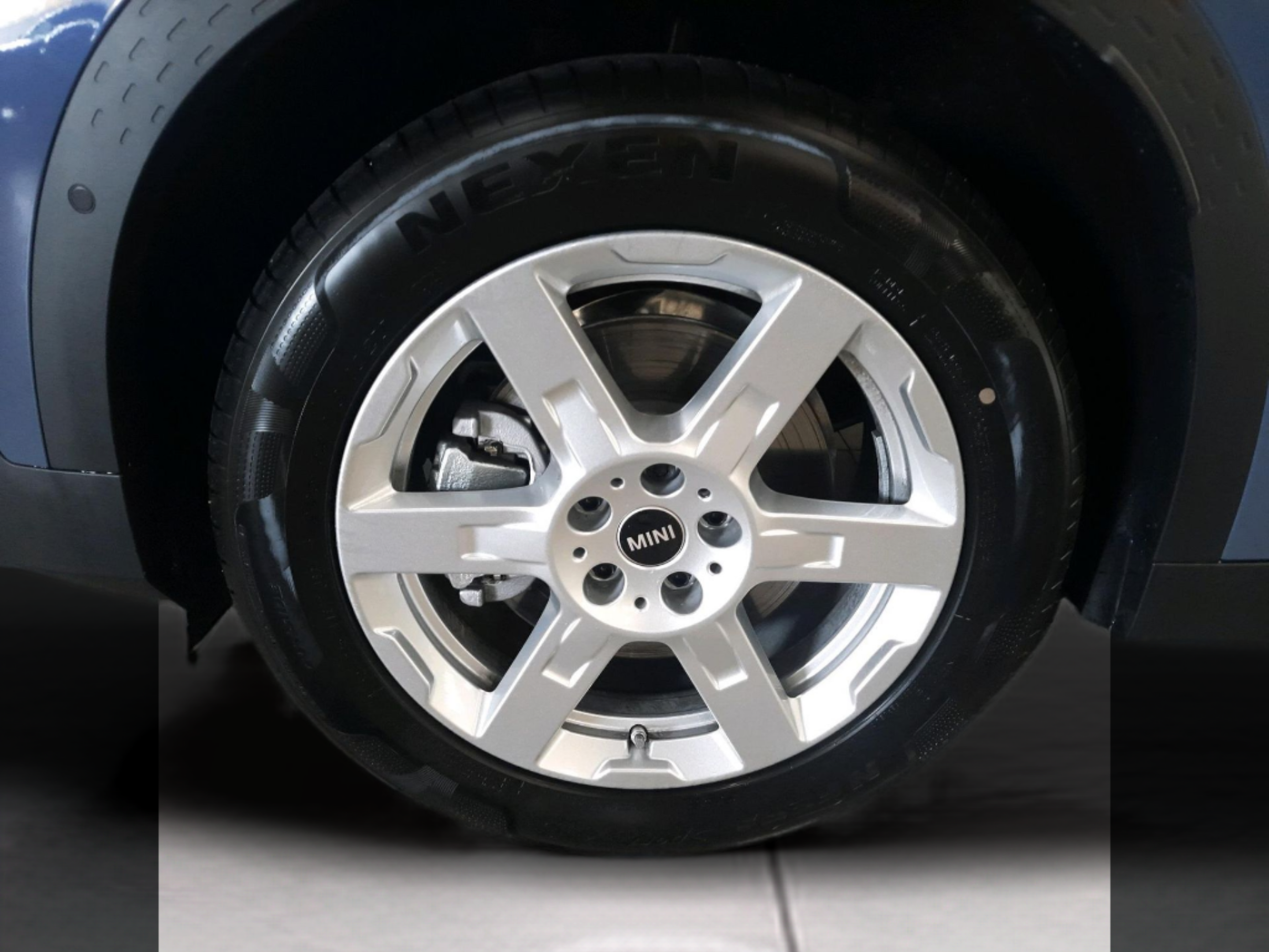 fotoG 12 del MINI MINI Countryman C 125 kW (170 CV) 170cv Gasolina de 2025 em Oeiras