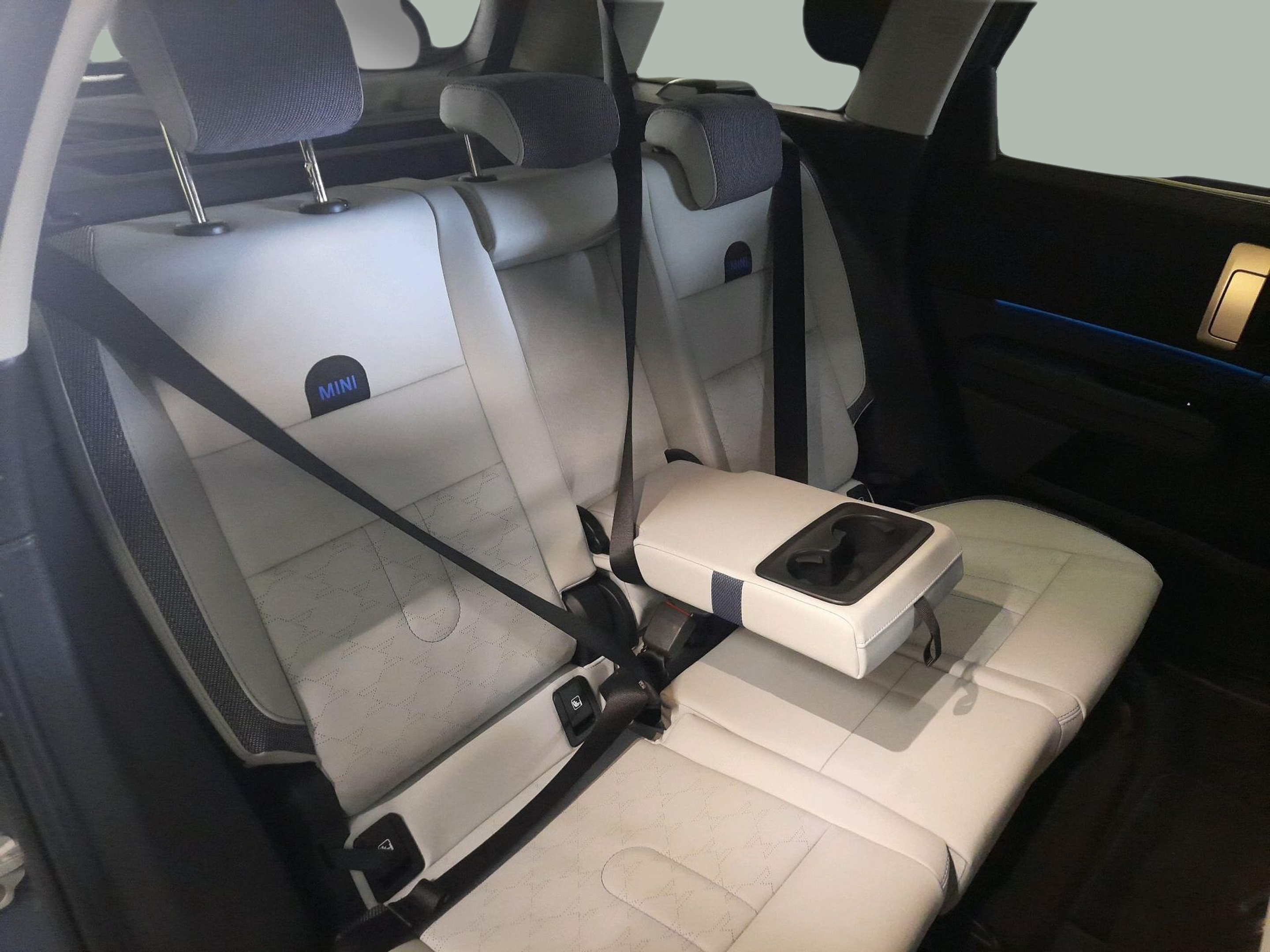 fotoG 9 del MINI MINI Countryman C 125 kW (170 CV) 170cv Gasolina de 2025 em Oeiras