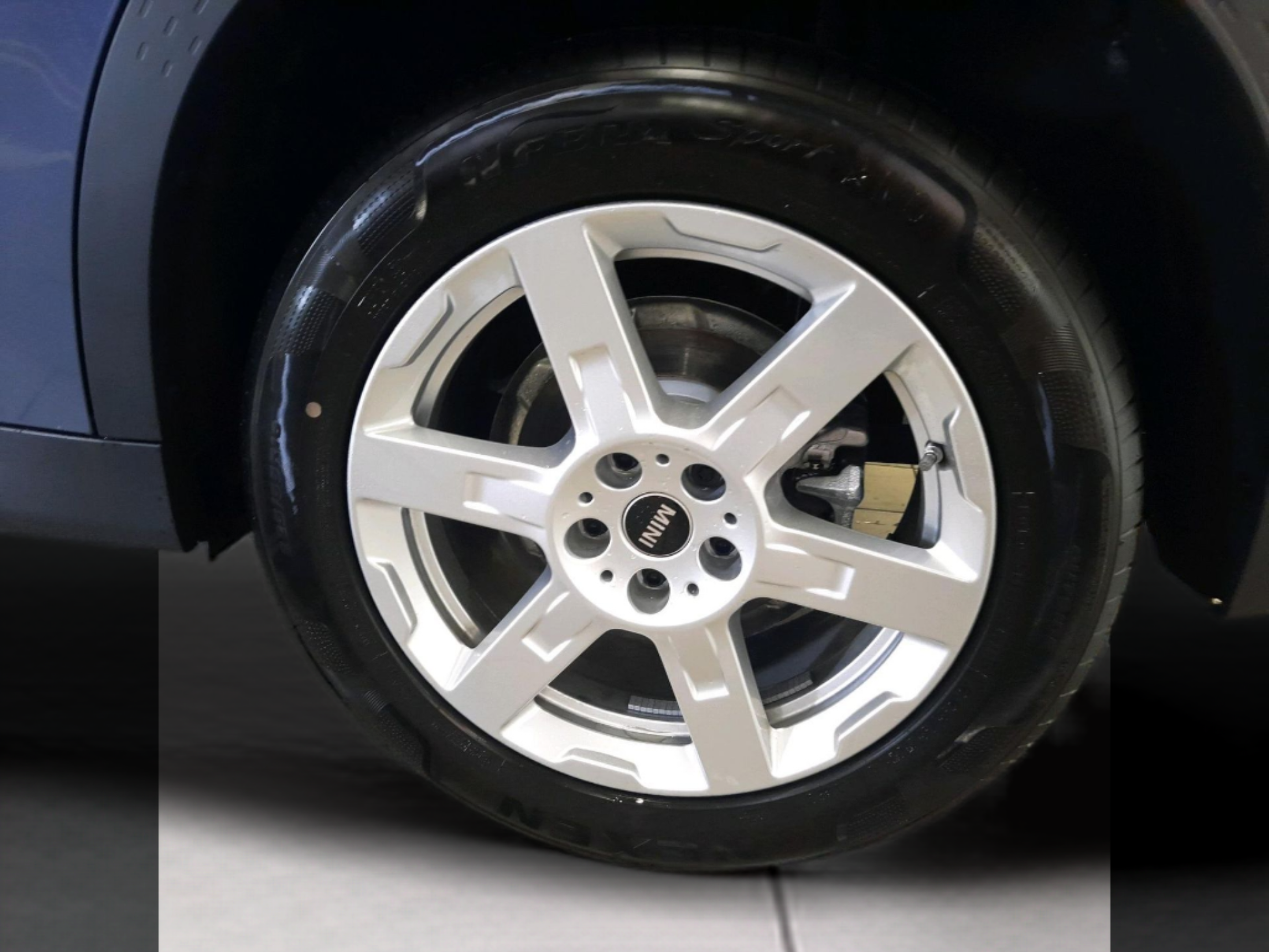 fotoG 13 del MINI MINI Countryman C 125 kW (170 CV) 170cv Gasolina de 2025 em Oeiras