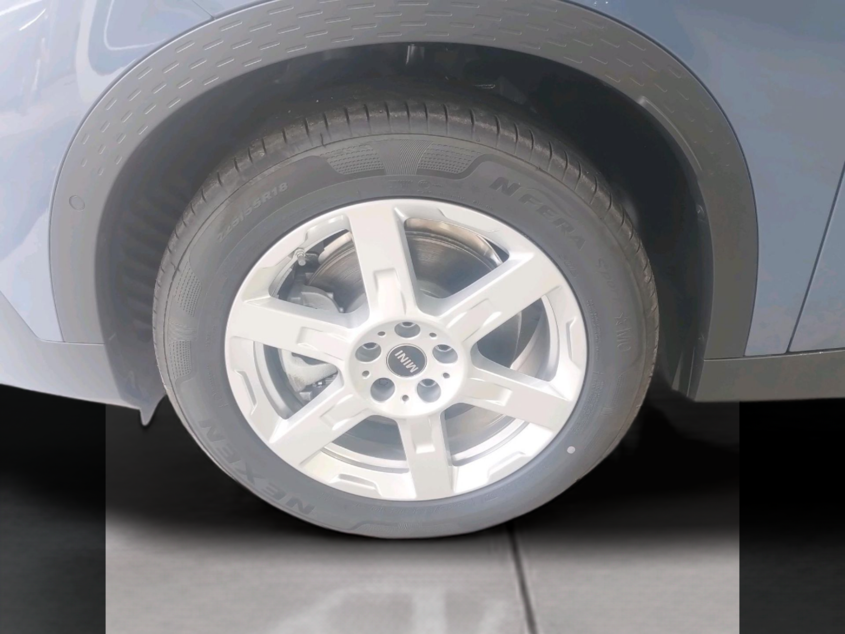 fotoG 13 del MINI MINI Countryman C 125 kW (170 CV) 170cv Gasolina de 2025 em Oeiras