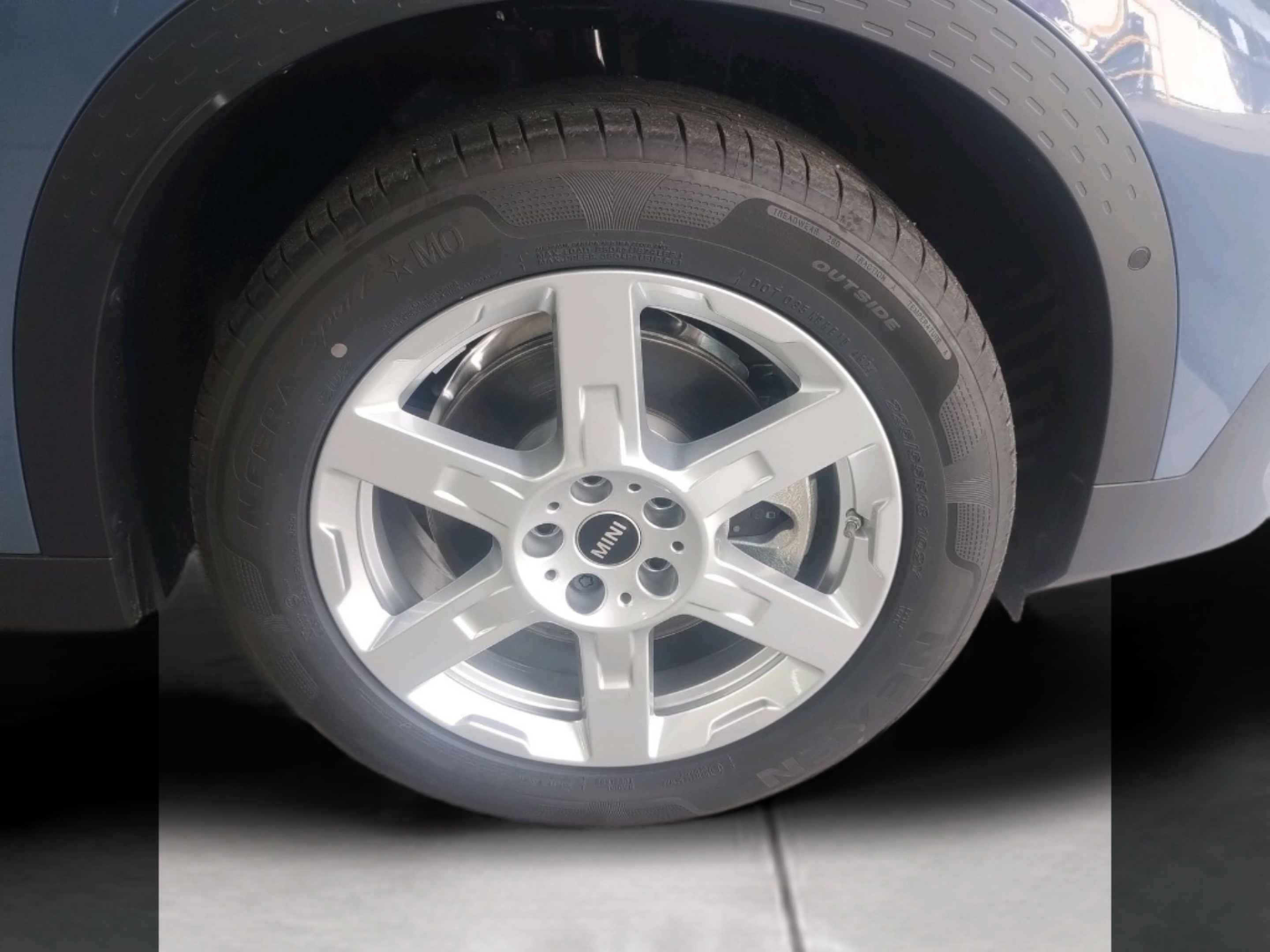 fotoG 14 del MINI MINI Countryman C 125 kW (170 CV) 170cv Gasolina de 2025 em Oeiras