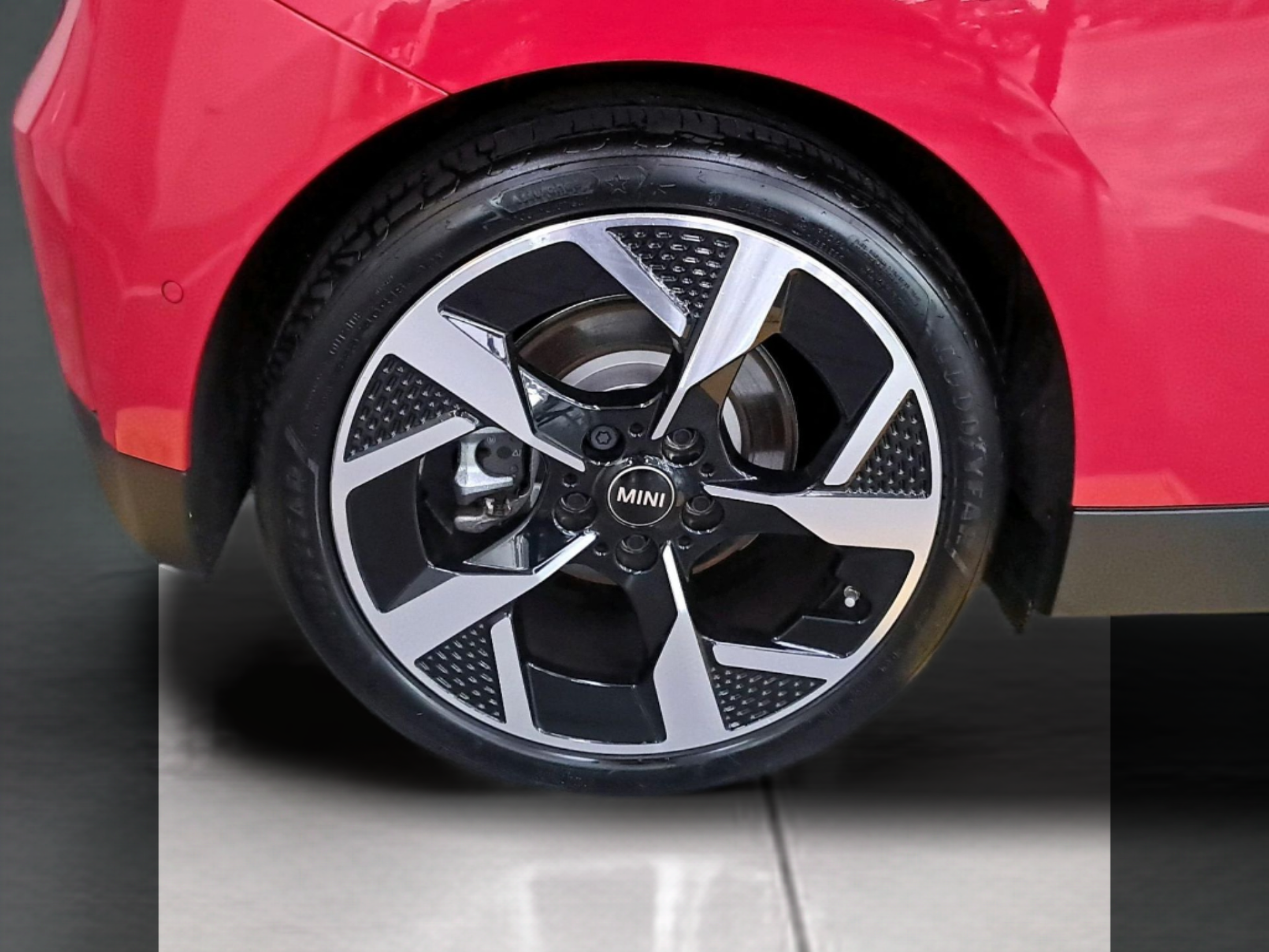 fotoG 11 del MINI MINI 3 Portas Cooper S E 160 kW (218 CV) 218cv Elétrico de 2025 em Oeiras