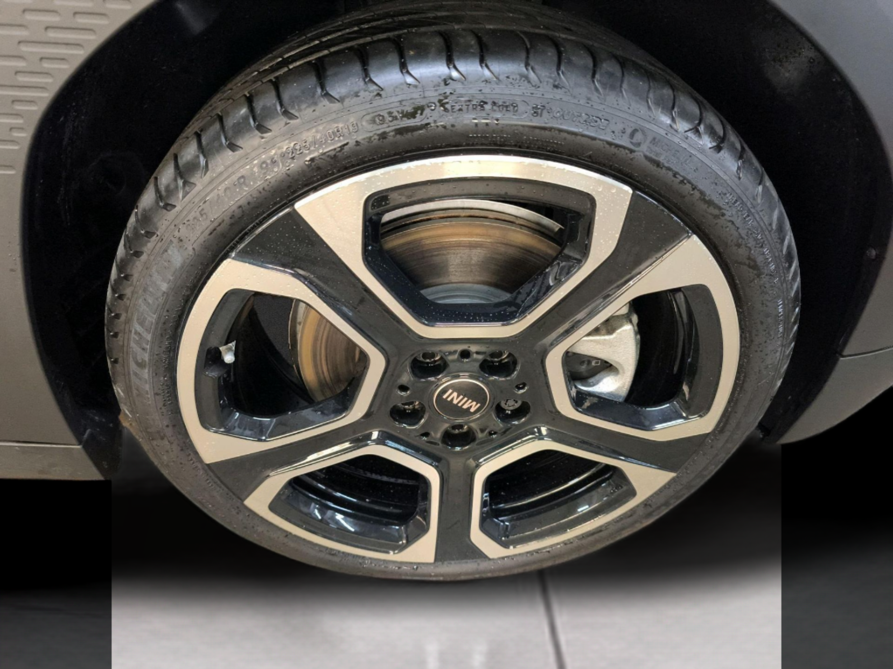 fotoG 11 del mini MINI Aceman SE 160 kW (218 CV) 218cv Elétrico de 2025 em Oeiras