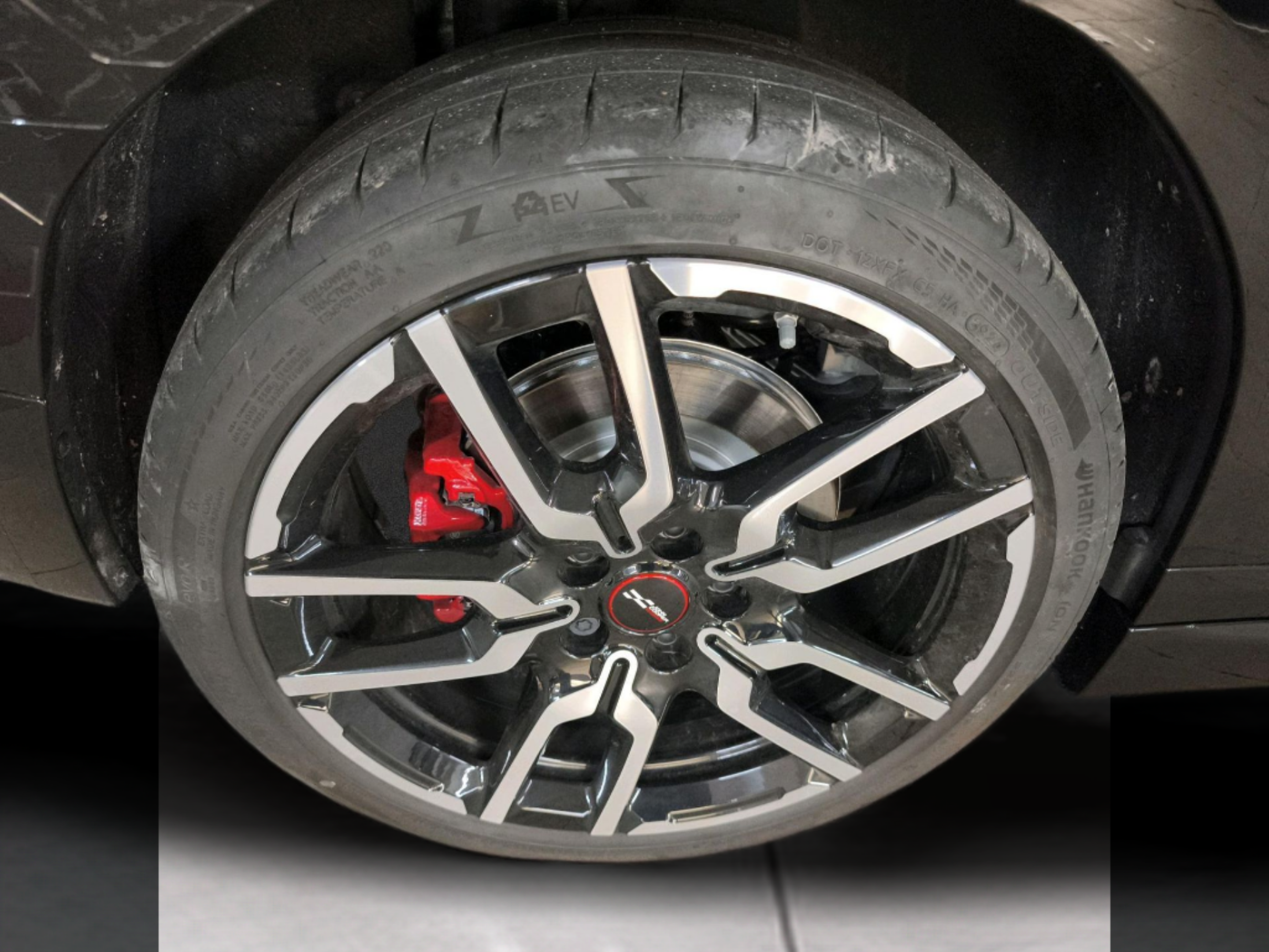 fotoG 12 del MINI MINI Aceman John Cooper Works E 190 kW (258 CV) 258cv Elétrico de 2025 em Oeiras