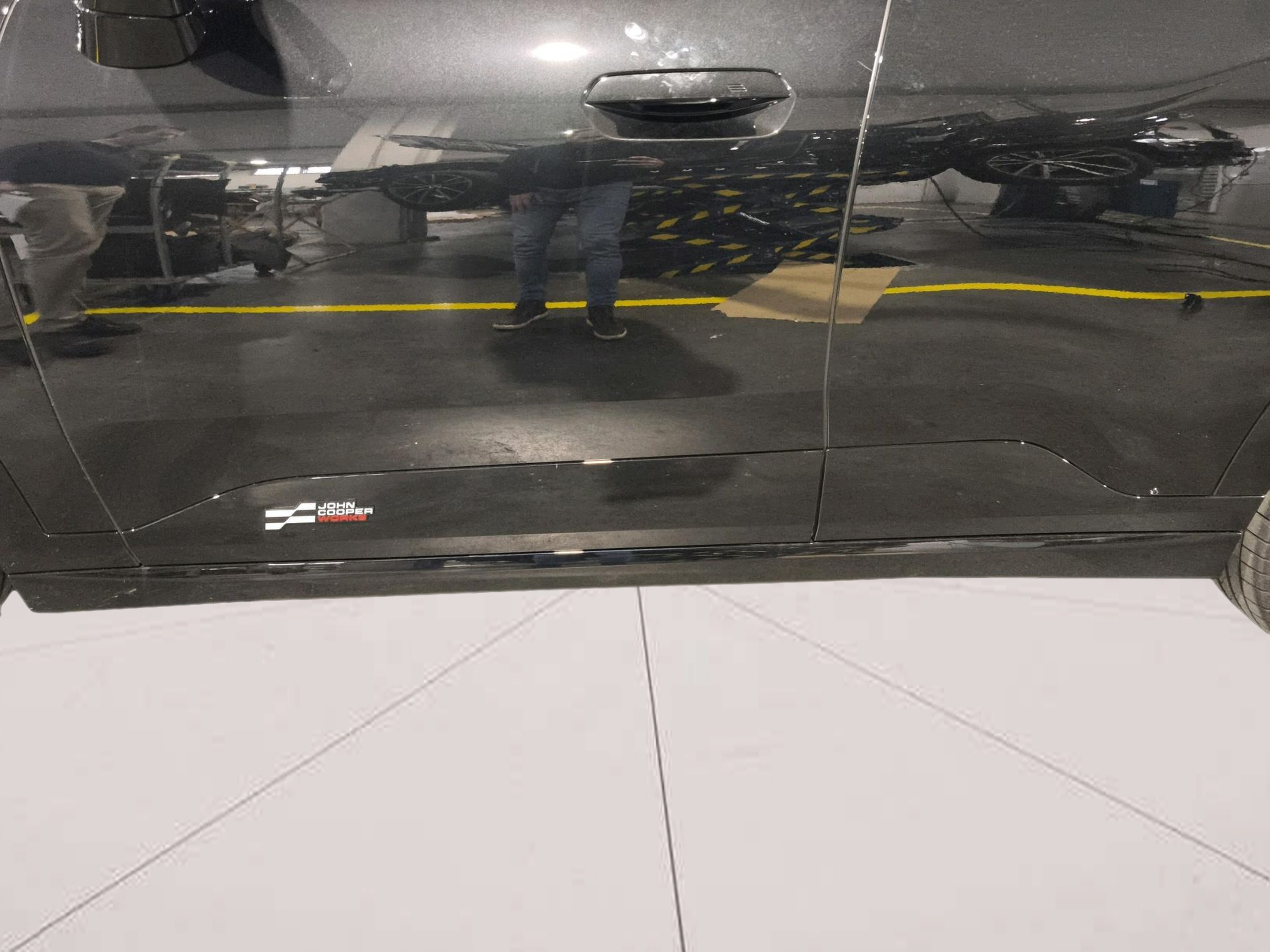 fotoG 17 del MINI MINI Aceman John Cooper Works E 190 kW (258 CV) 258cv Elétrico de 2025 em Oeiras