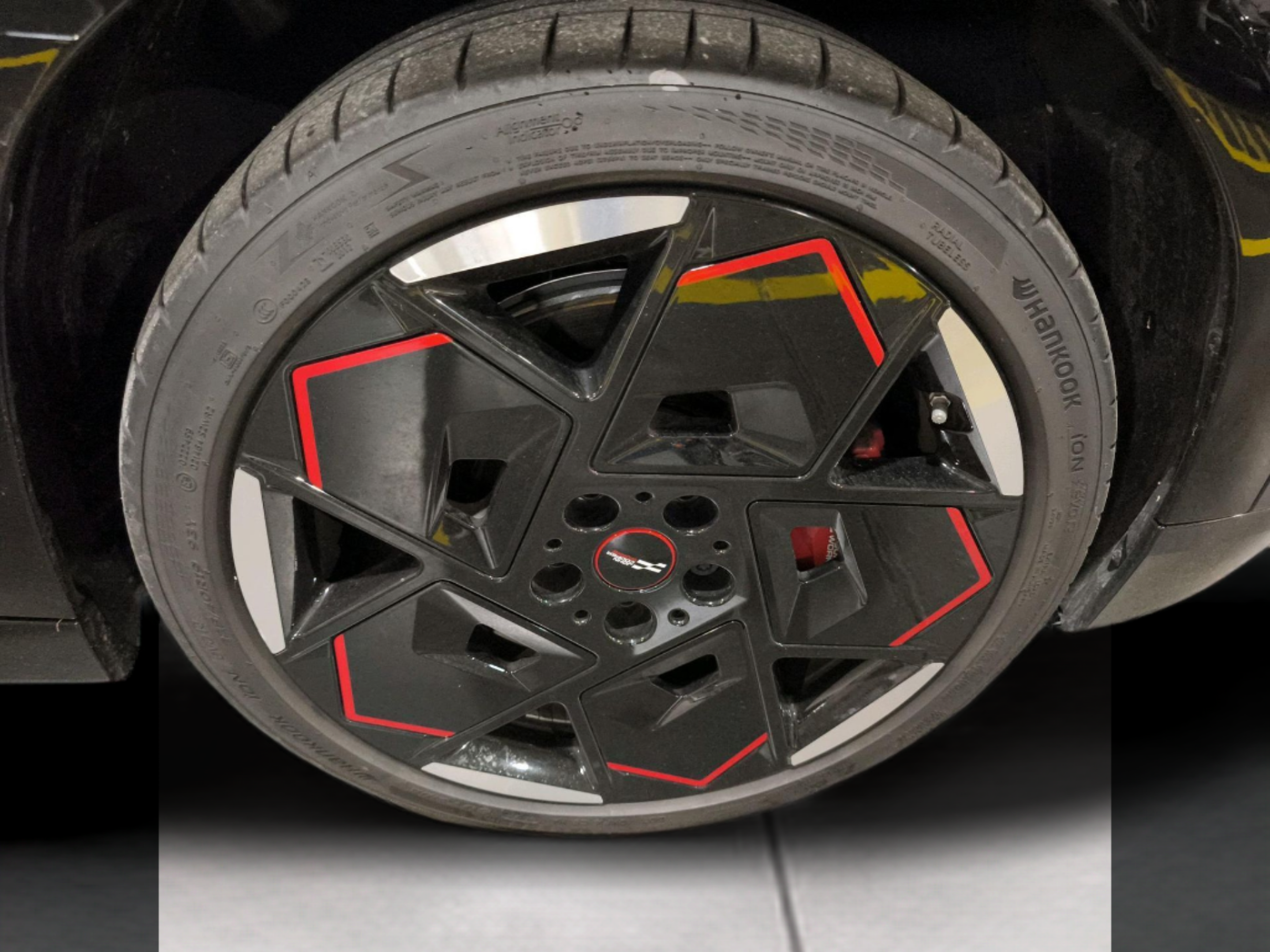 fotoG 14 del MINI MINI Aceman John Cooper Works E 190 kW (258 CV) 258cv Elétrico de 2025 em Oeiras