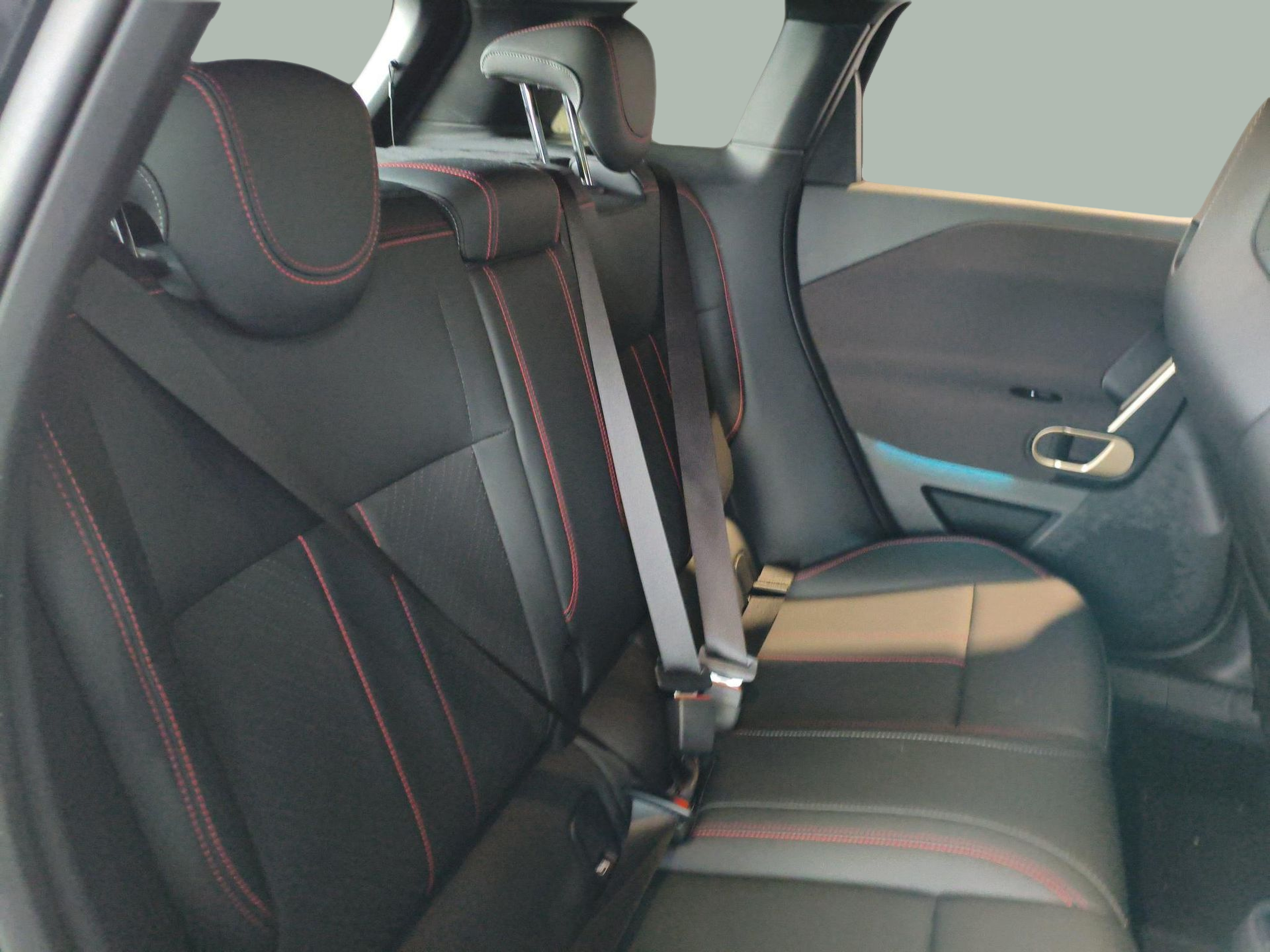 fotoG 9 del MINI MINI Aceman John Cooper Works E 190 kW (258 CV) 258cv Elétrico de 2025 em Oeiras