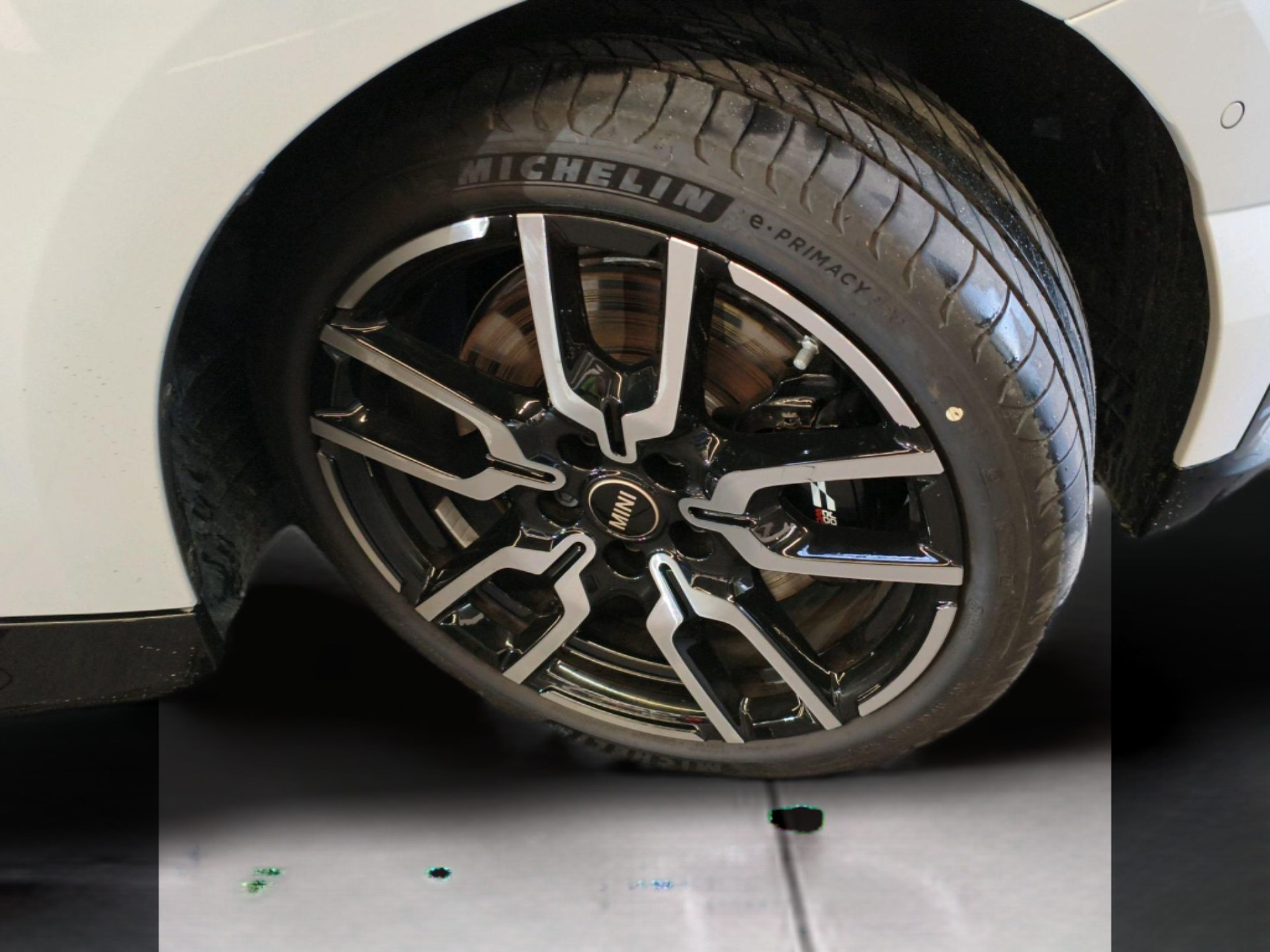 fotoG 11 del MINI MINI 3 Portas Cooper S E 160 kW (218 CV) 218cv Elétrico de 2025 em Oeiras