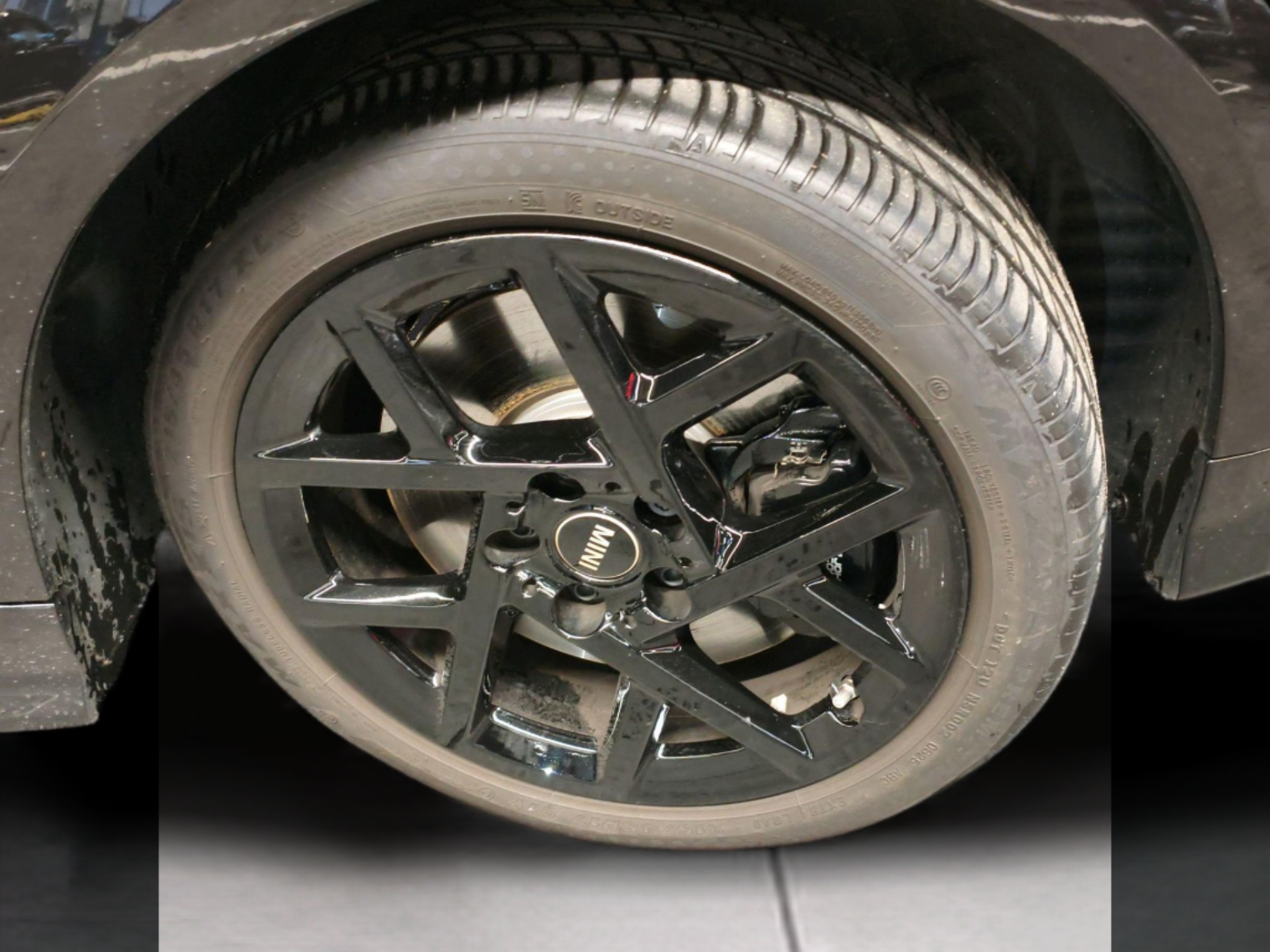 fotoG 13 del MINI MINI Cabrio Cooper S 150 kW (204 CV) 204cv Gasolina de 2025 em Oeiras