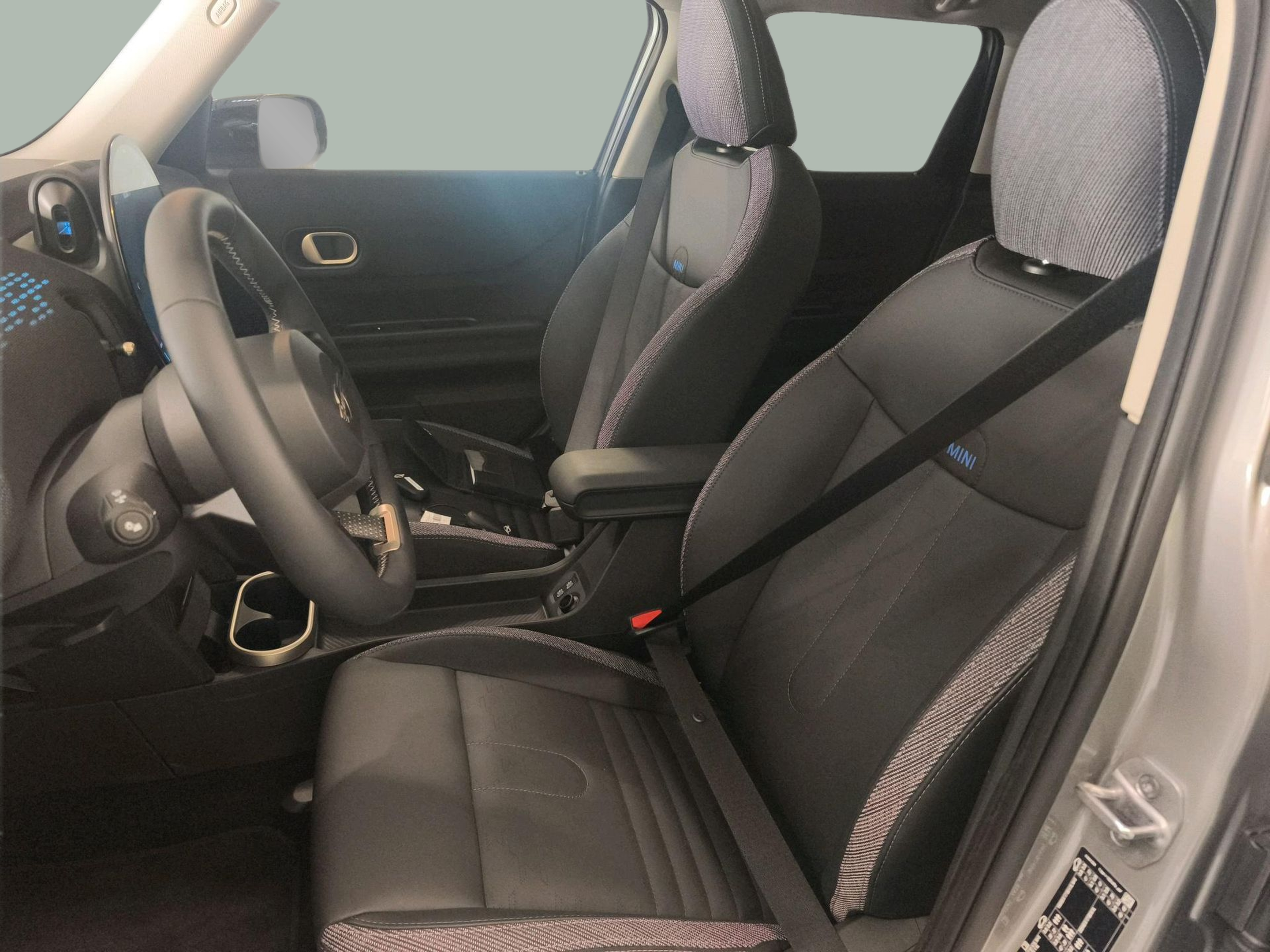 fotoG 8 del MINI MINI 5 Portas Cooper S 150 kW (204 CV) 204cv Gasolina de 2025 em Oeiras
