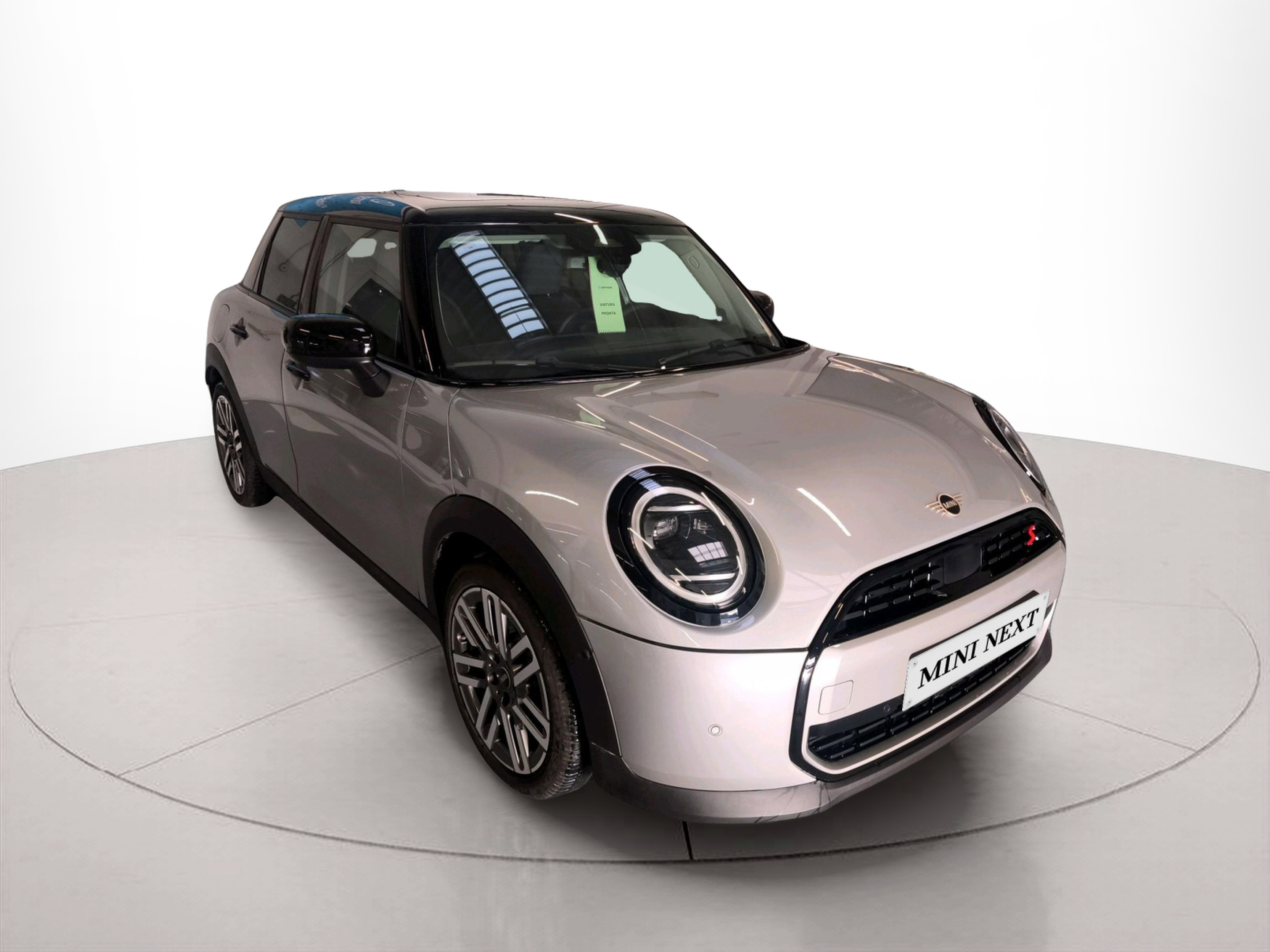 fotoG 15 del MINI MINI 5 Portas Cooper S 150 kW (204 CV) 204cv Gasolina de 2025 em Oeiras